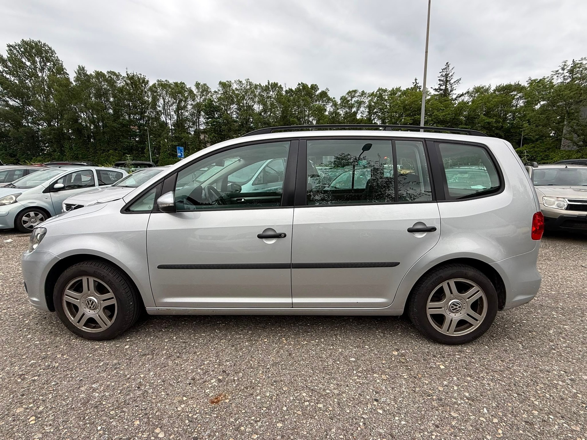 VW Touran 1.6 TDI BMT Comfortline DSG-image-7