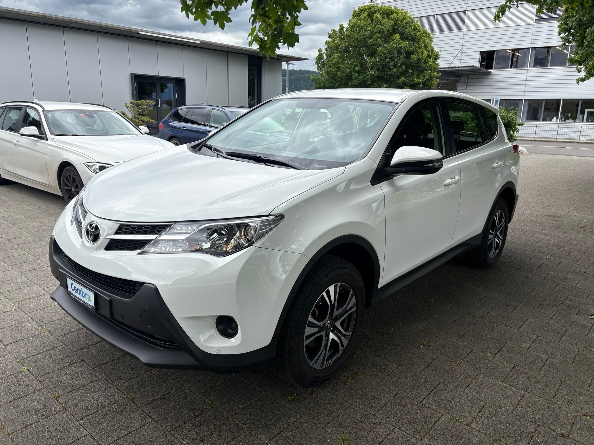 TOYOTA RAV-4 2.0 Luna Multidrive S-showroom-element-1