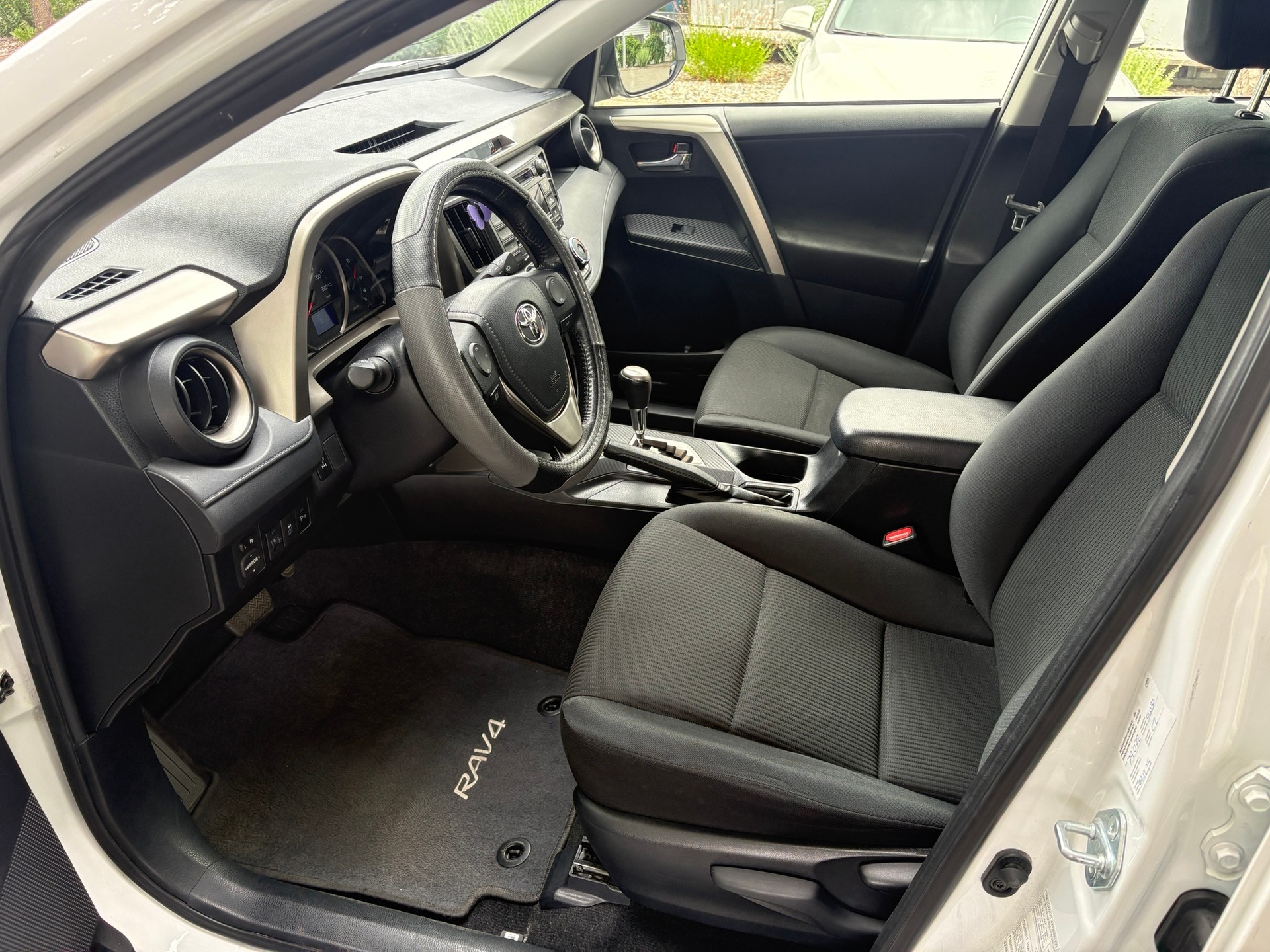 TOYOTA RAV-4 2.0 Luna Multidrive S-image-5