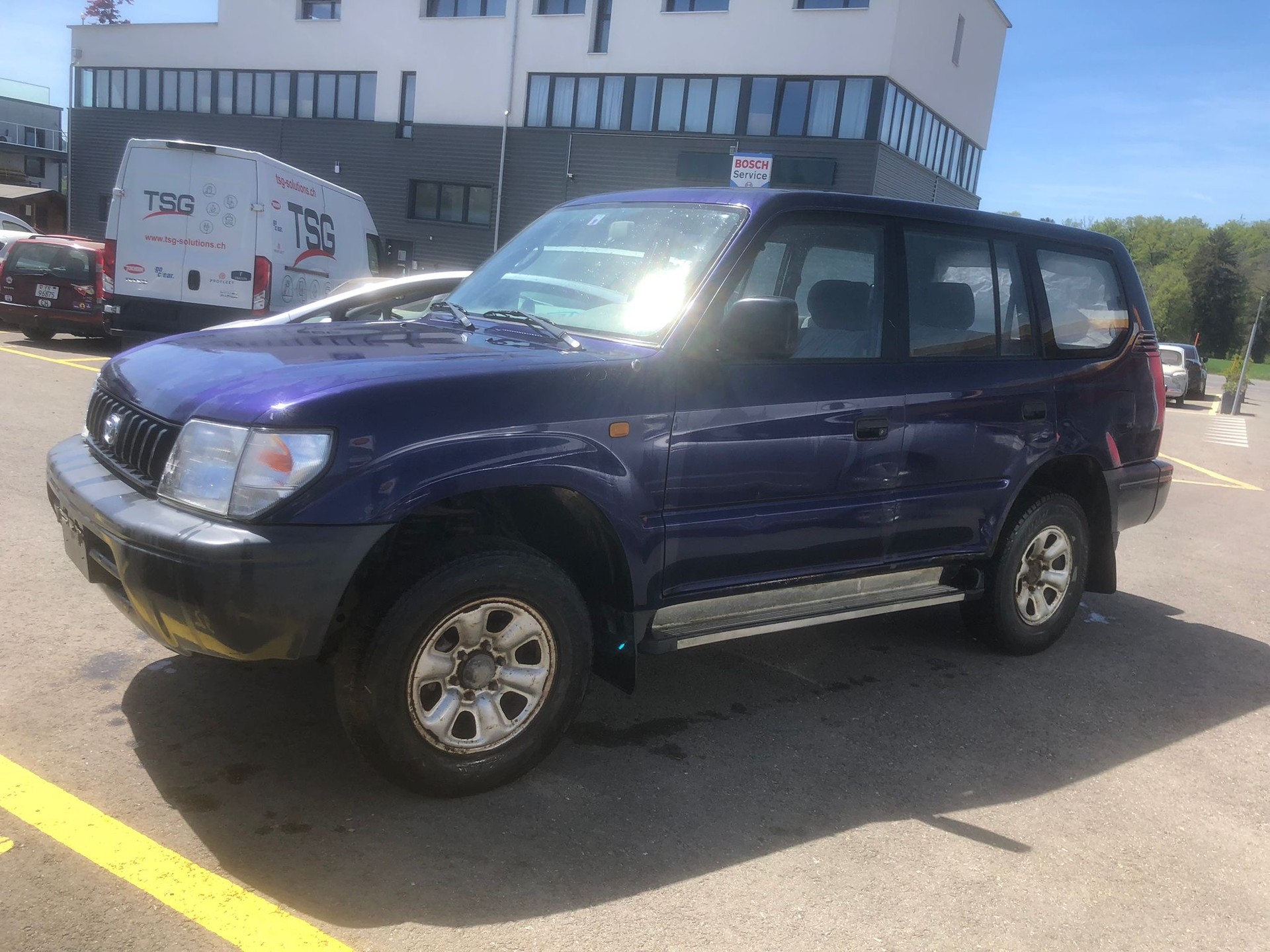 TOYOTA Land Cruiser 300 3.0 TD VX-image-2