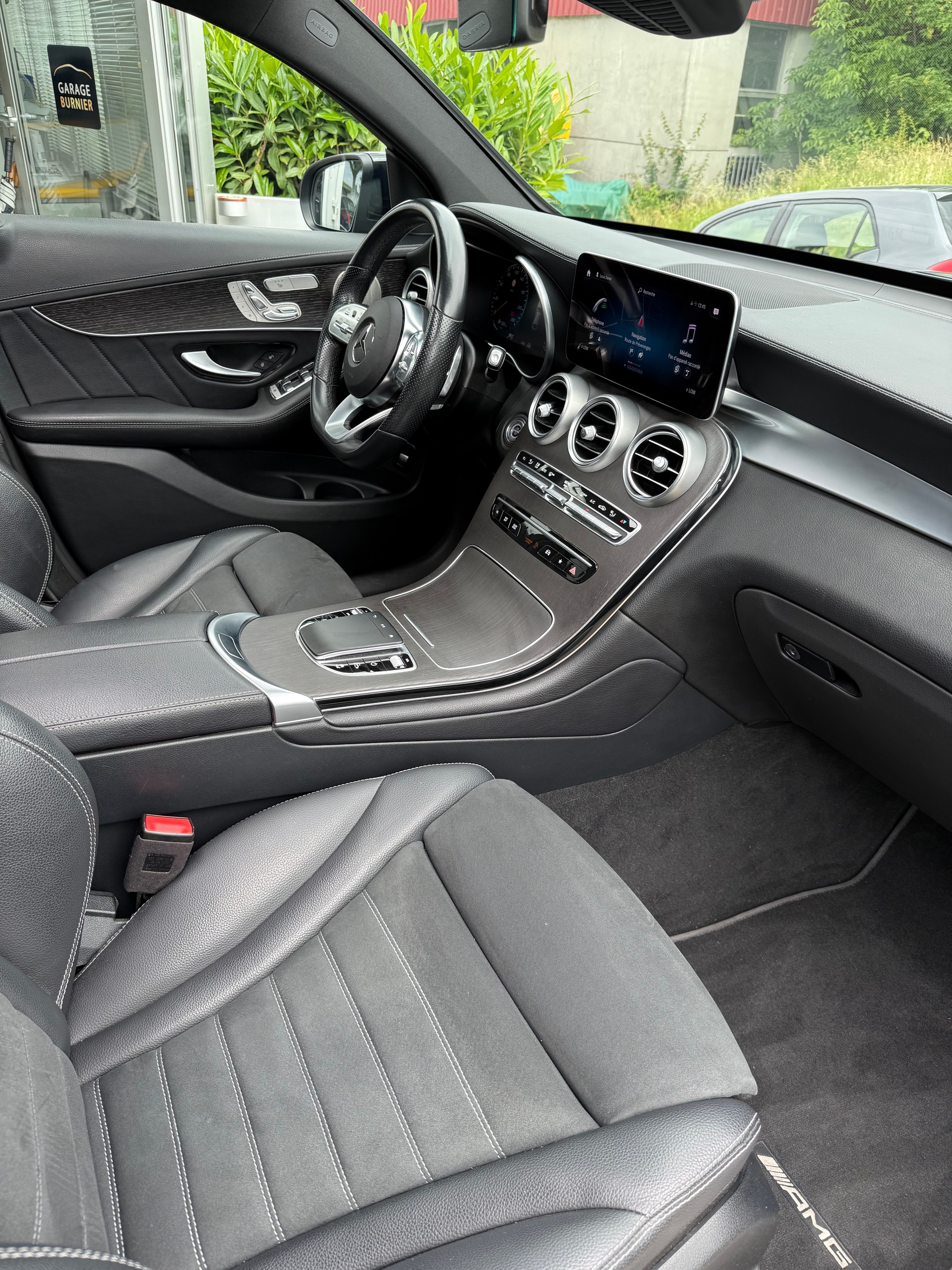 MERCEDES-BENZ GLC Coupé 220 d AMG Line 4Matic 9G-Tronic-showroom-element-3