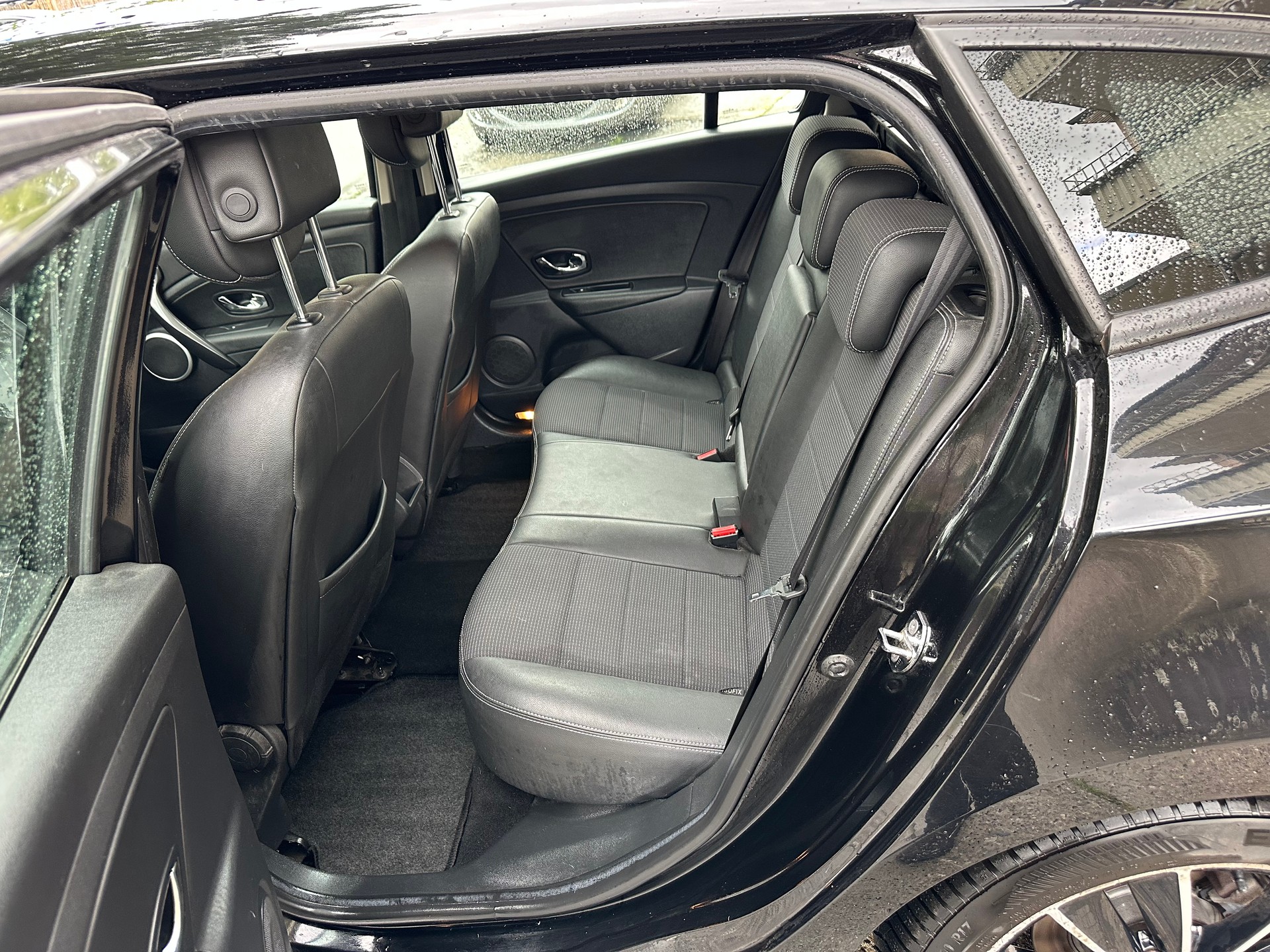 RENAULT Mégane Grandtour 1.5 dCi Expression EDC GT-line-image-7