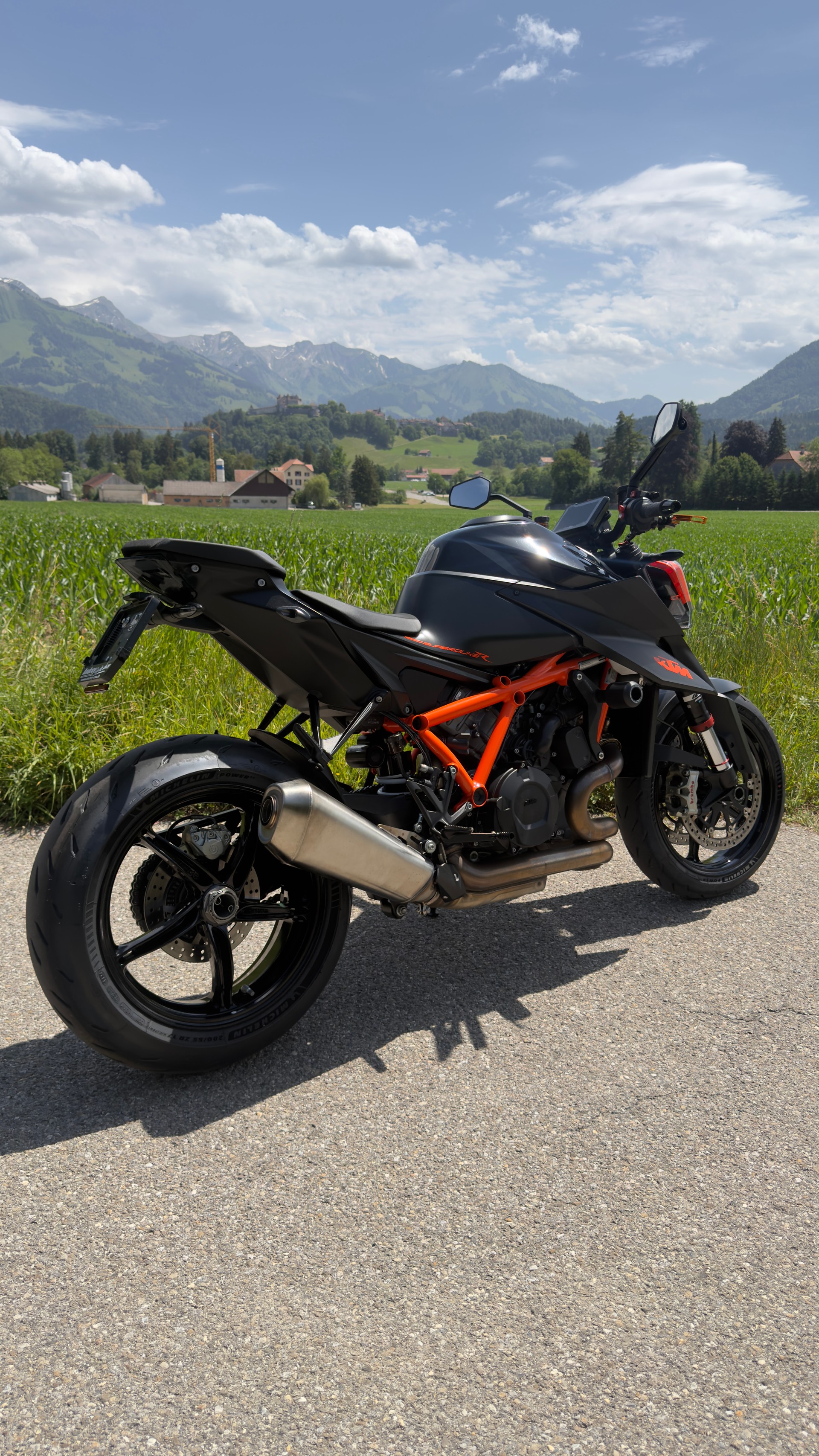 KTM 1290 Super Duke R-image-1