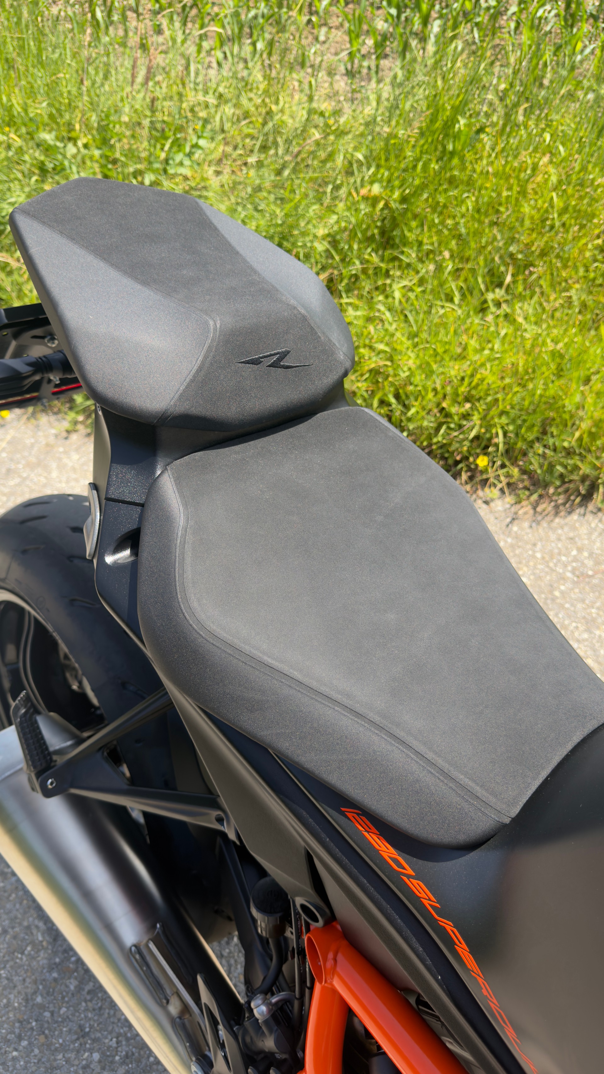 KTM 1290 Super Duke R-image-8
