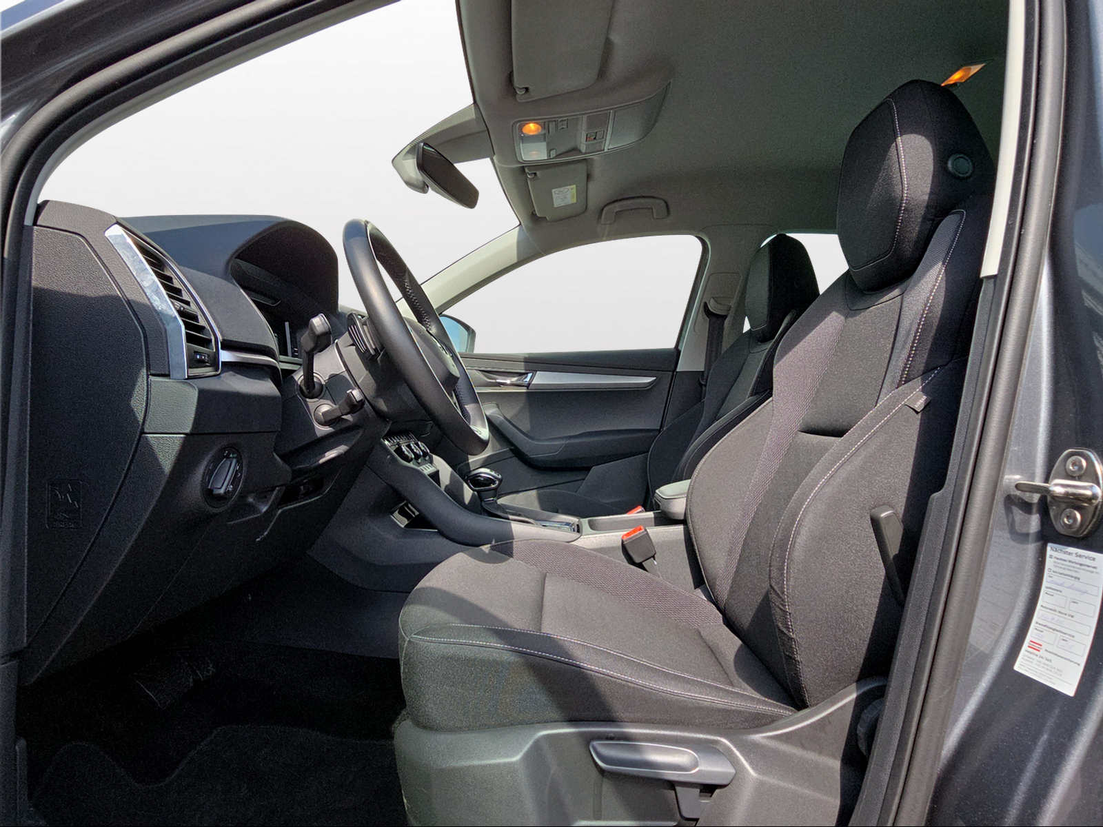 SKODA Karoq 2.0 TDI CR Ambition 4x4 DSG-image-6