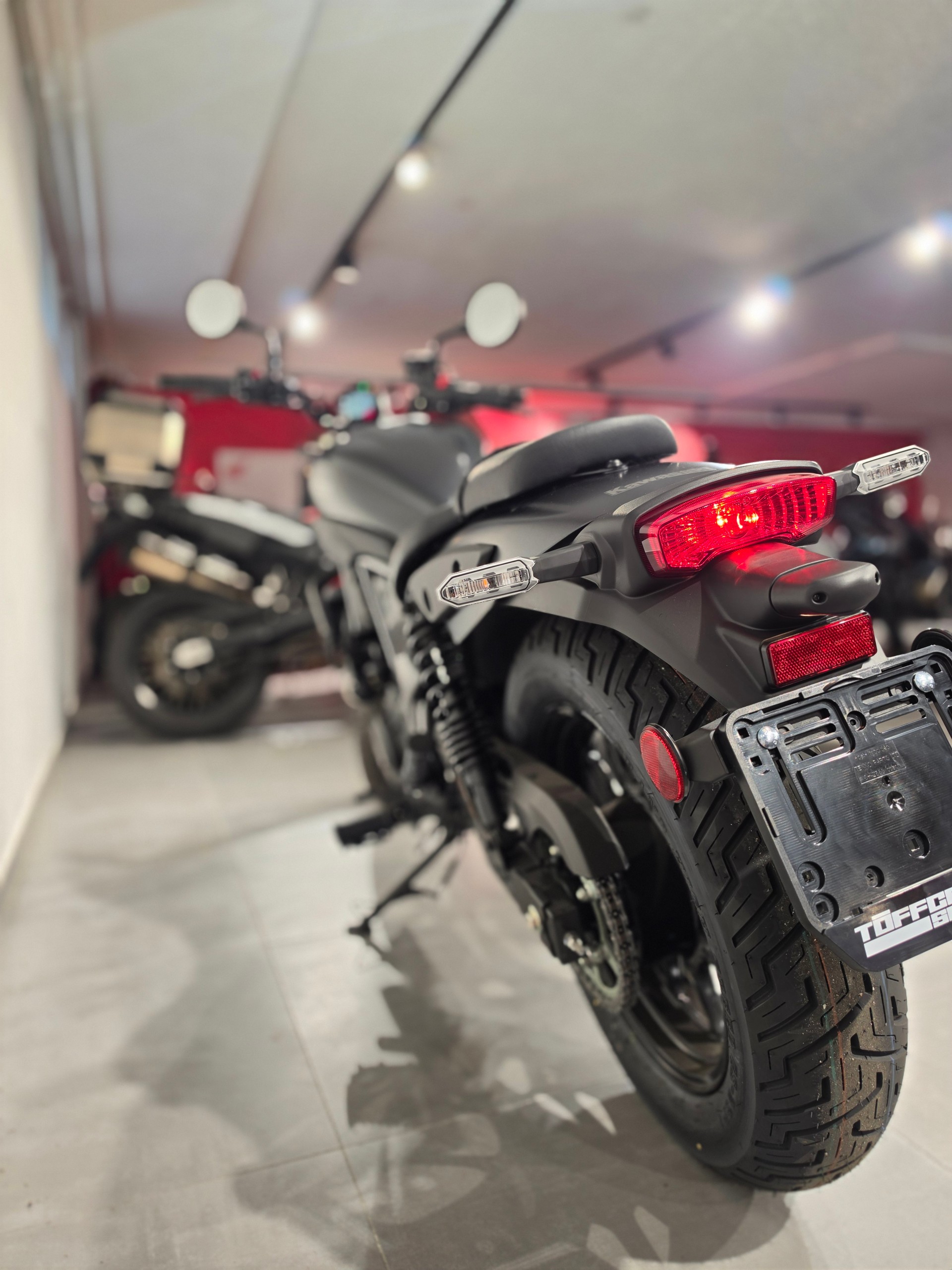 KAWASAKI Eliminator 500 SE-image-9