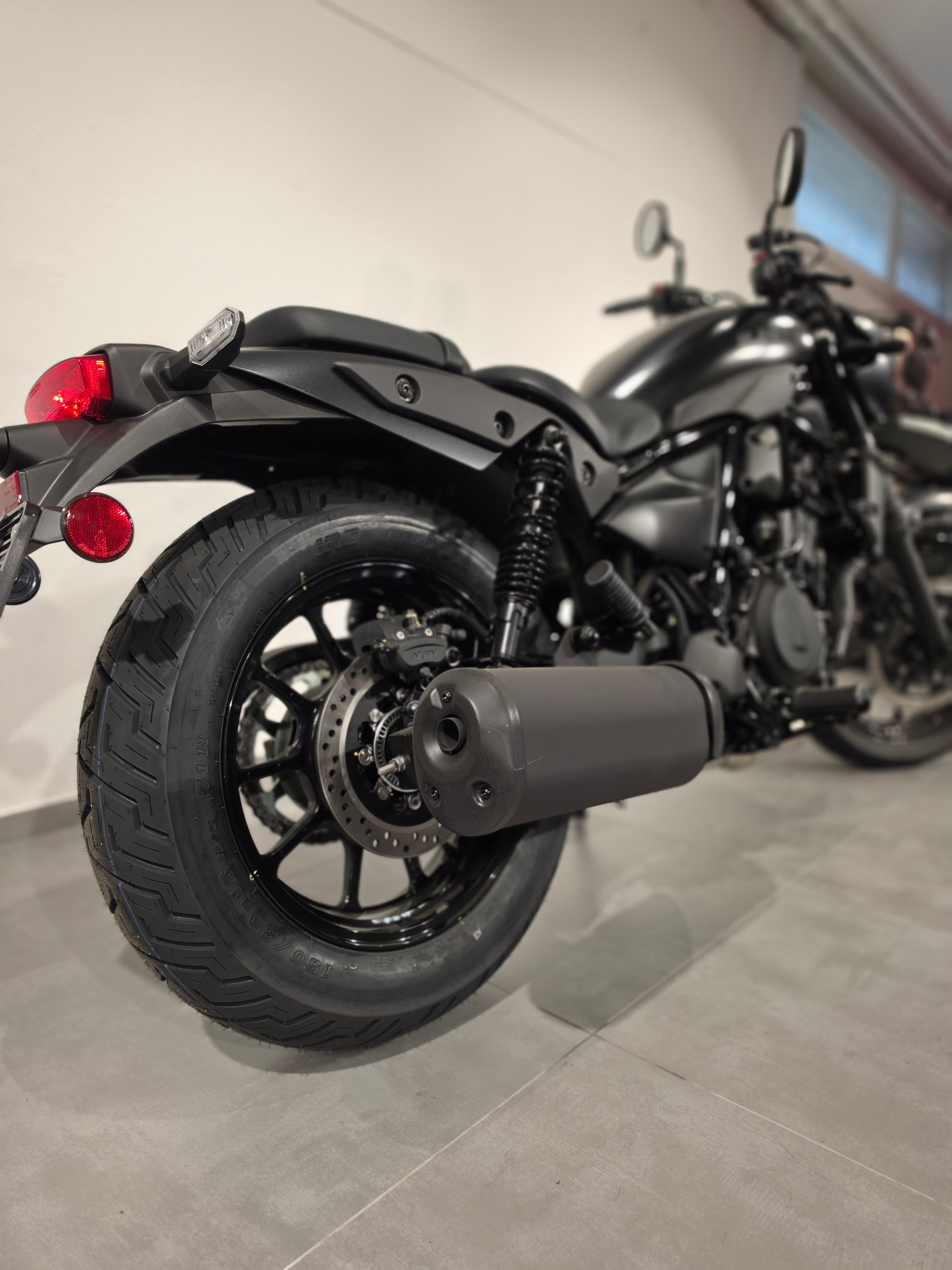 KAWASAKI Eliminator 500 SE-image-3