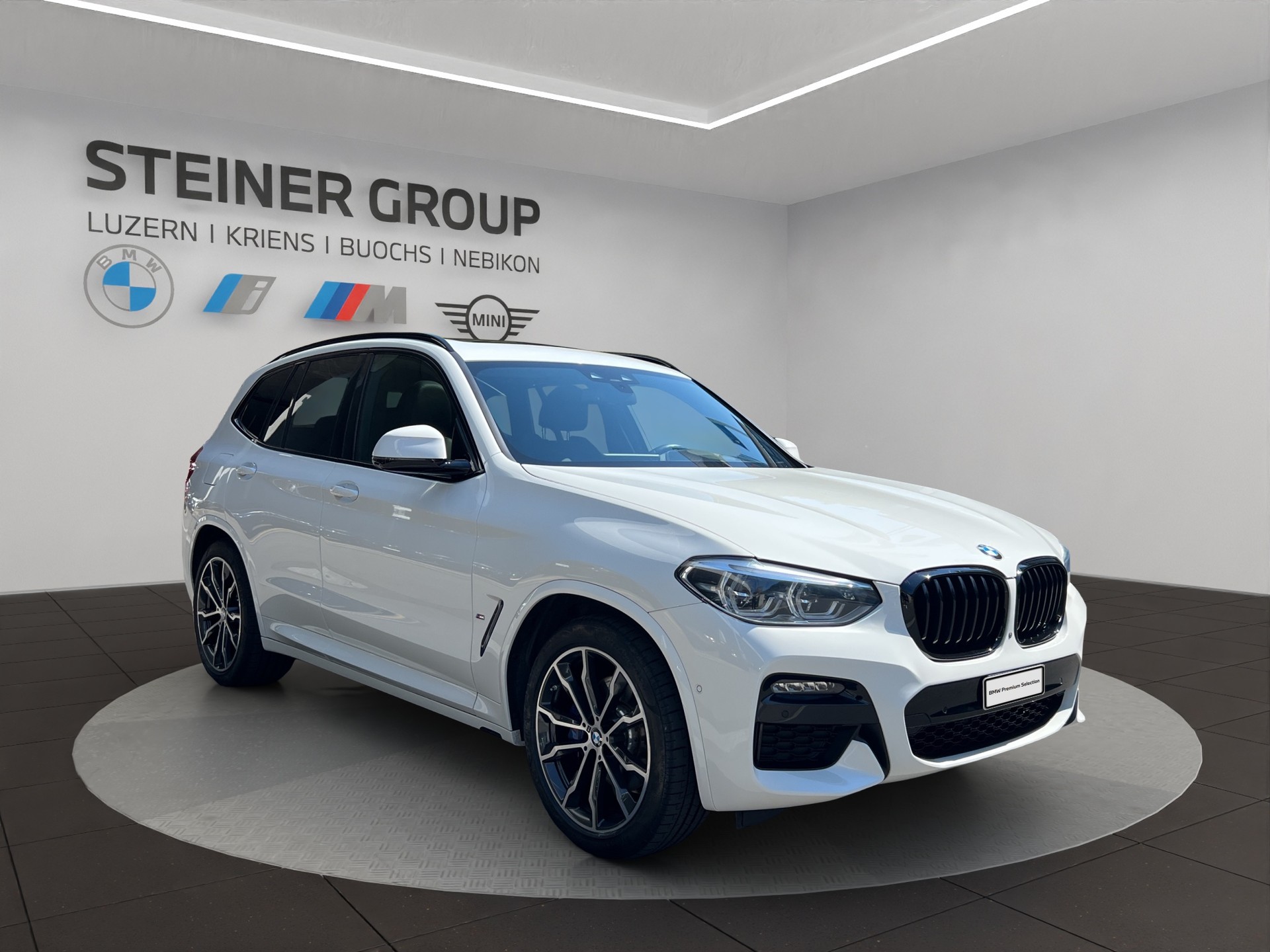 BMW X3 xDrive 30e Pure M Sport-showroom-element-3