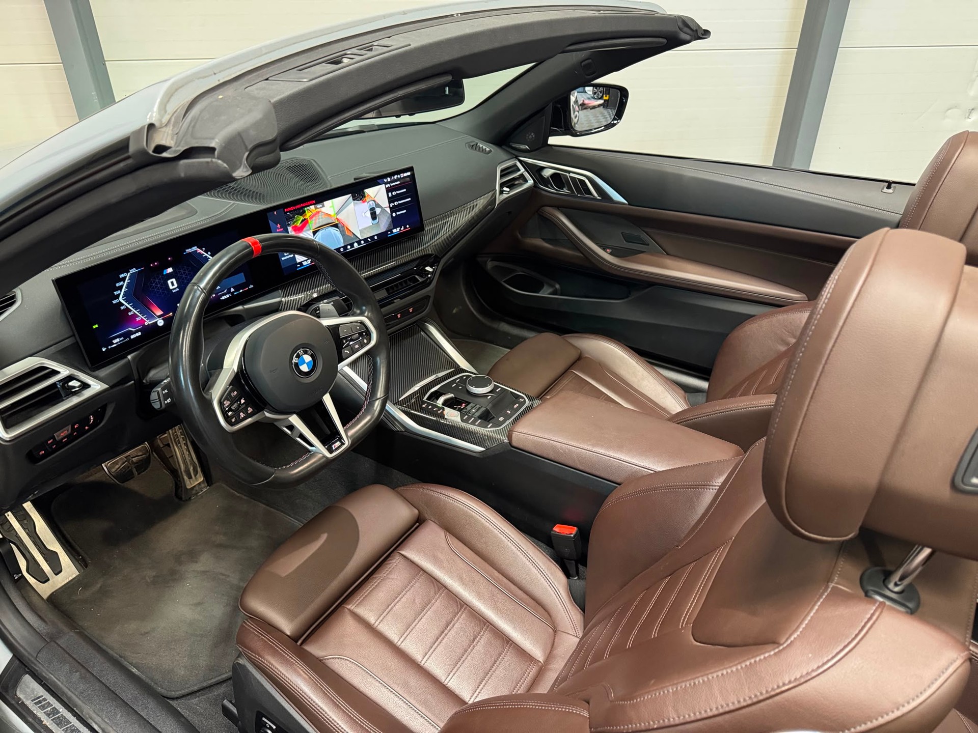 BMW M440i xDrive Cabrio-image-11