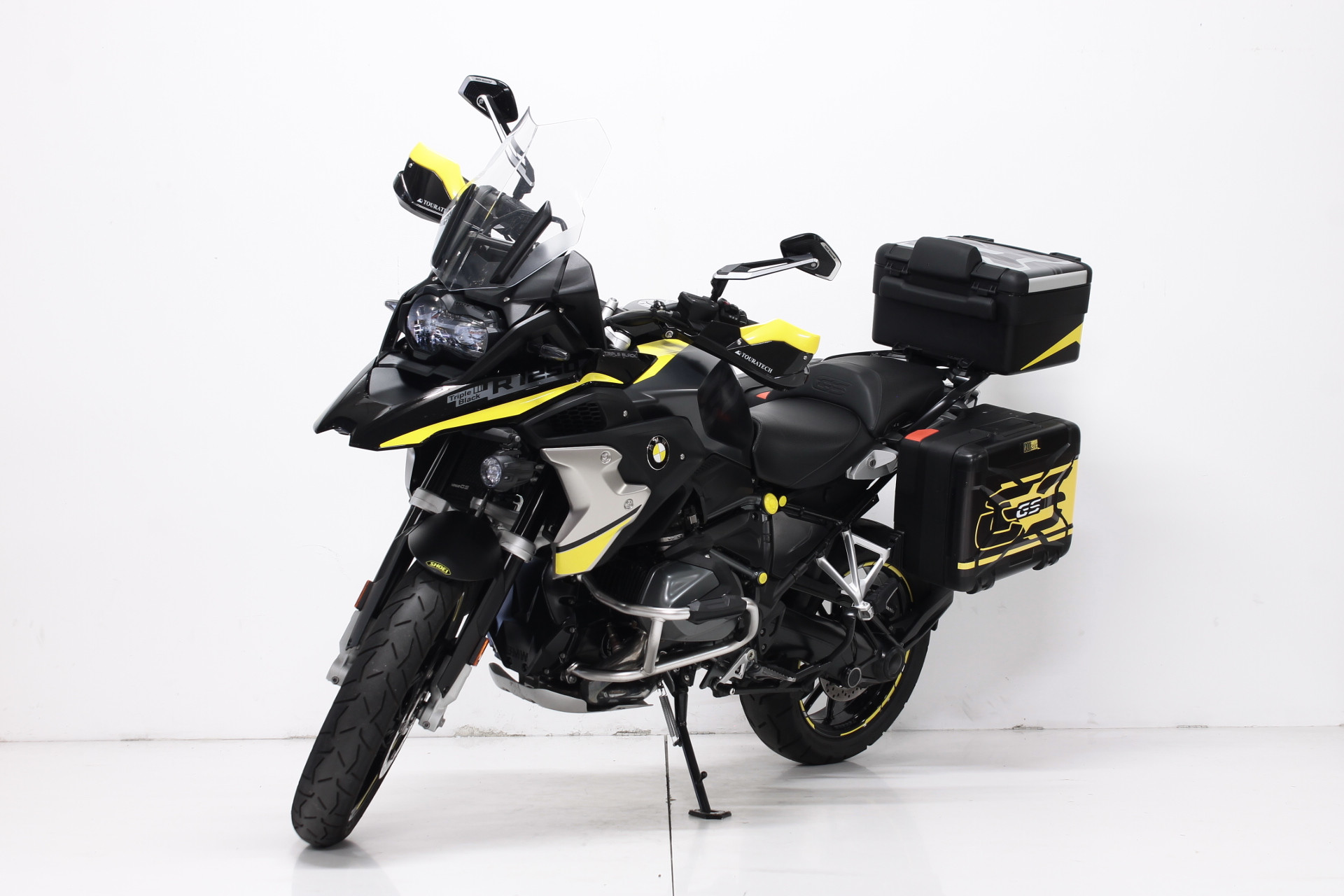 BMW R 1250 GS Triple Black-image-3
