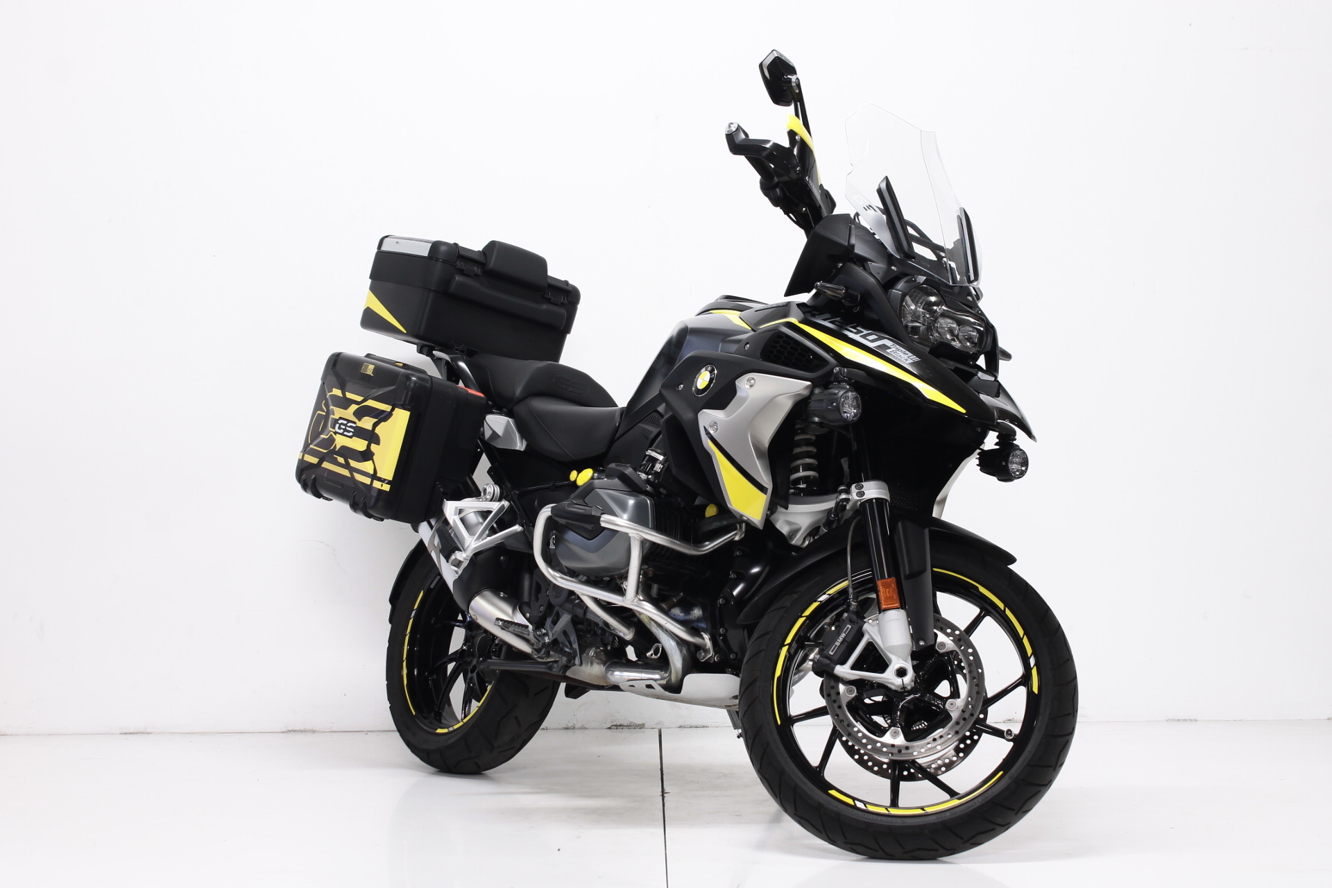 BMW R 1250 GS Triple Black-image-0