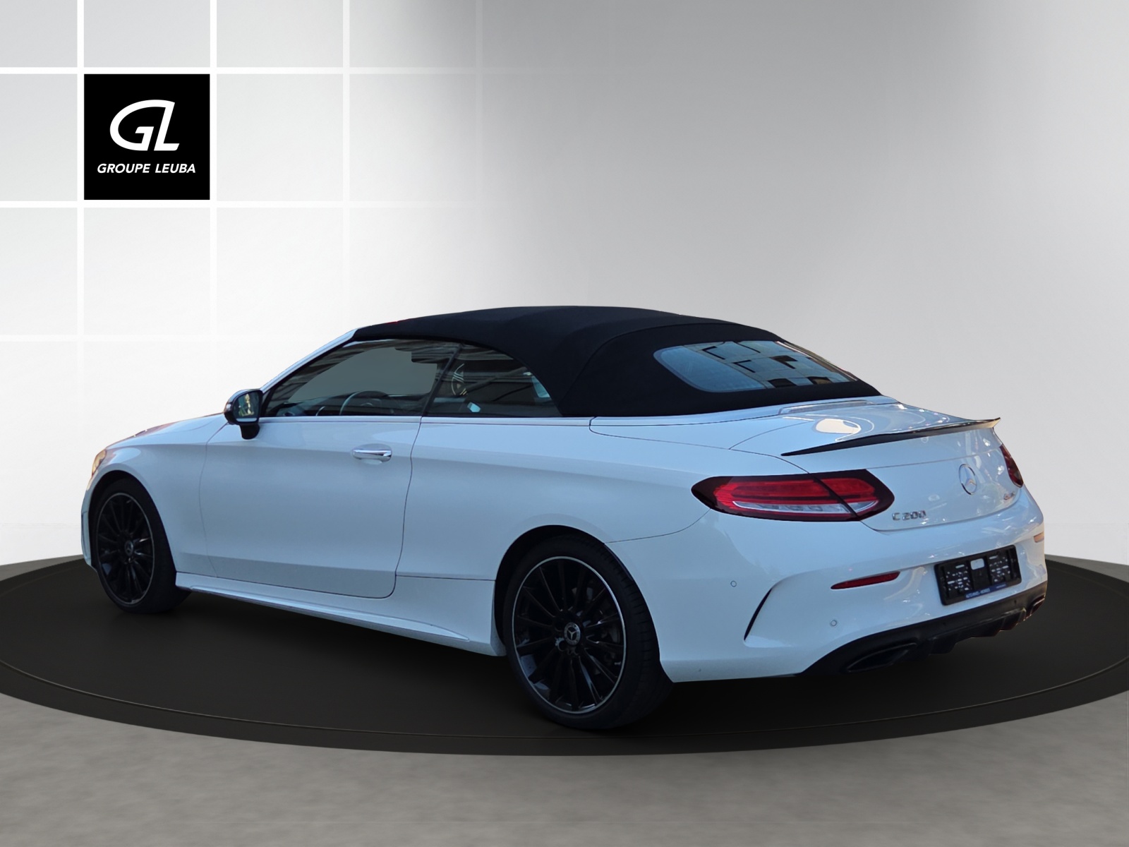 MERCEDES-BENZ C 200 AMG Line Cabriolet 4Matic 9G-Tronic-image-4
