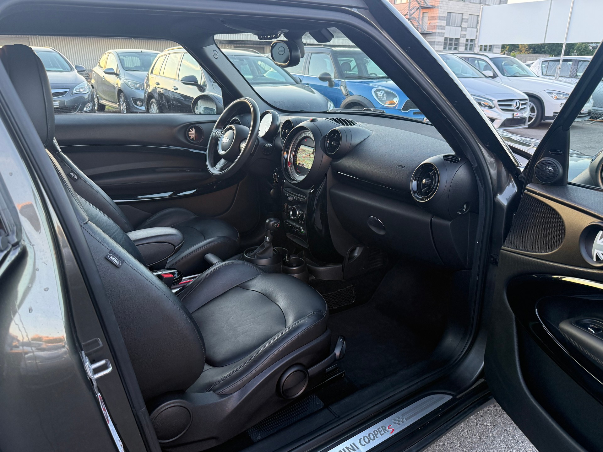 MINI Paceman Cooper S ALL4 Steptronic / Frisch ab MFK / 1 Jahr Garantie / harman/kardon / Navi / Leder / Xenon-image-8