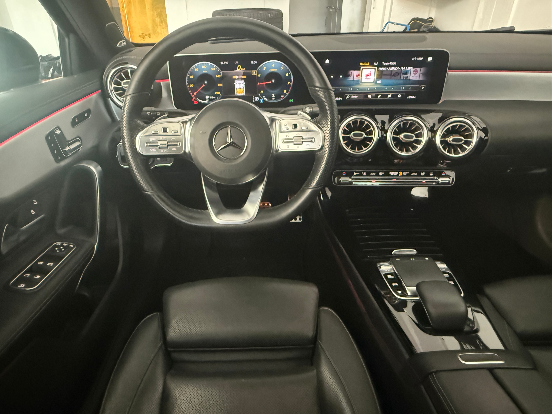 MERCEDES-BENZ A 250 4Matic AMG Line 4Matic 7G-DCT Ab 350.- pro Monat Sitzbelüftung uvm-image-11