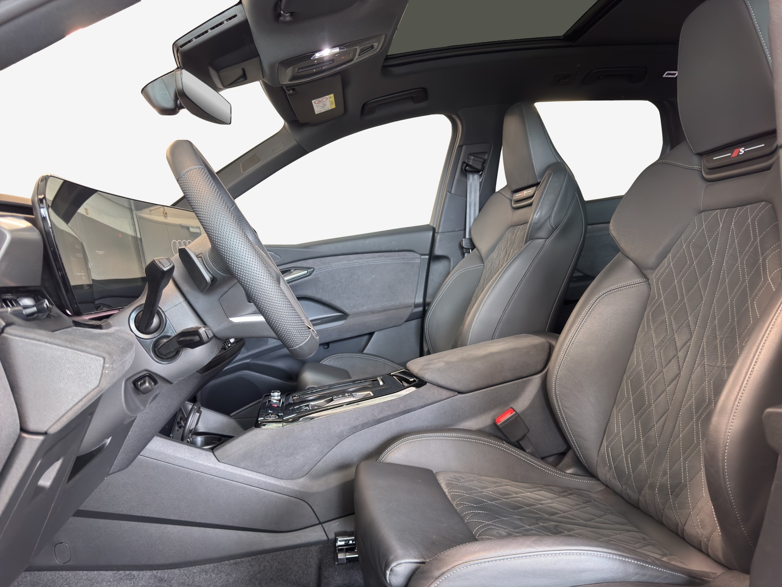 AUDI Q6 e-tron quattro-image-8