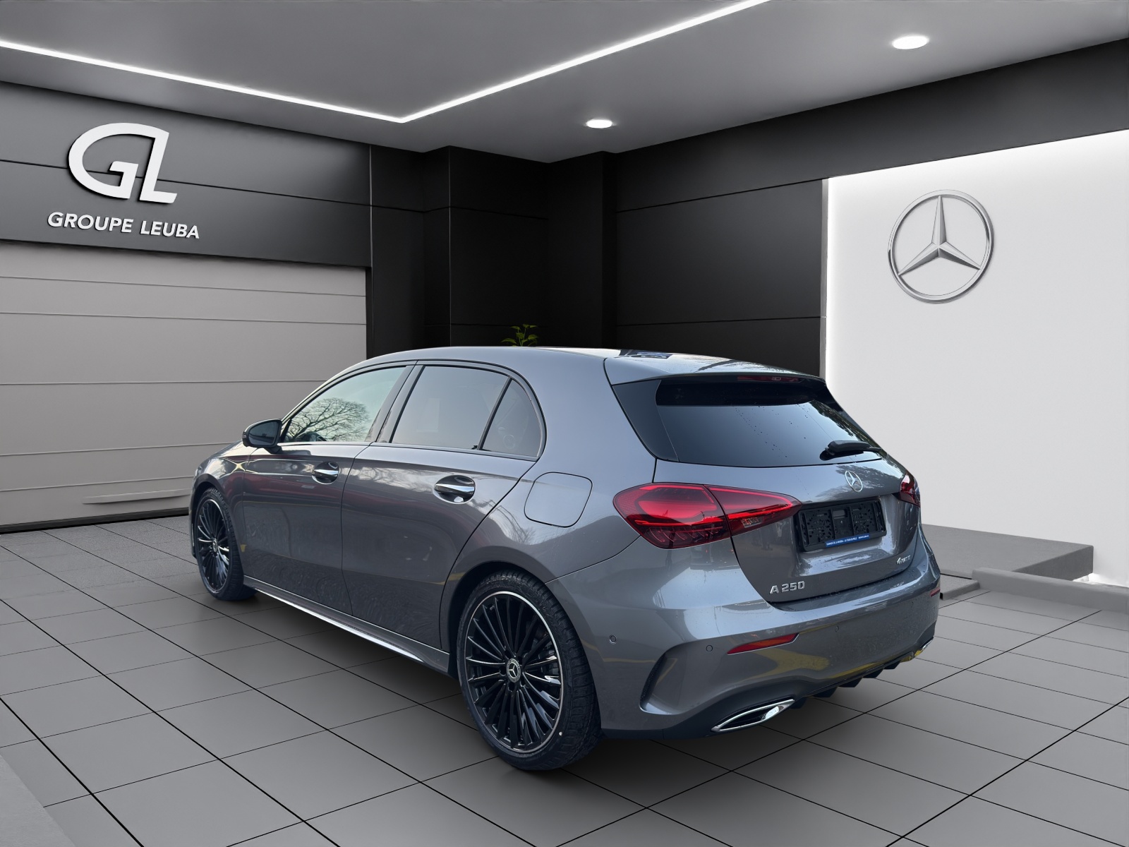 MERCEDES-BENZ A 250 4Matic 8G-DCT-showroom-element-3