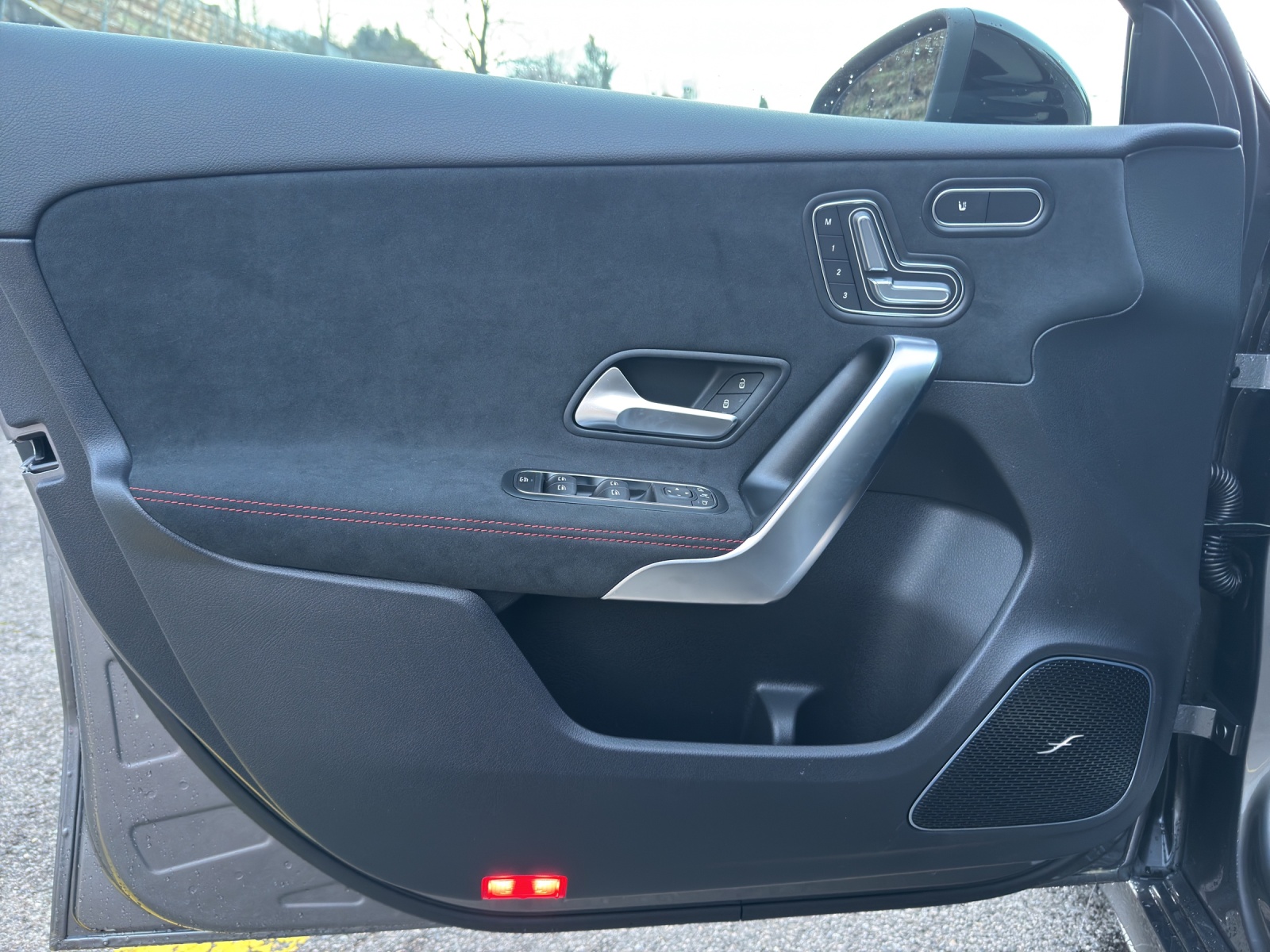 MERCEDES-BENZ A 250 4Matic 8G-DCT-image-7