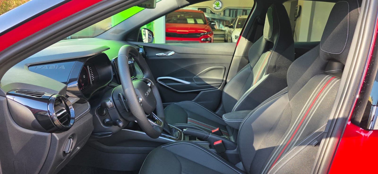 SKODA Fabia 1.5 TSI 130 DSG-image-4