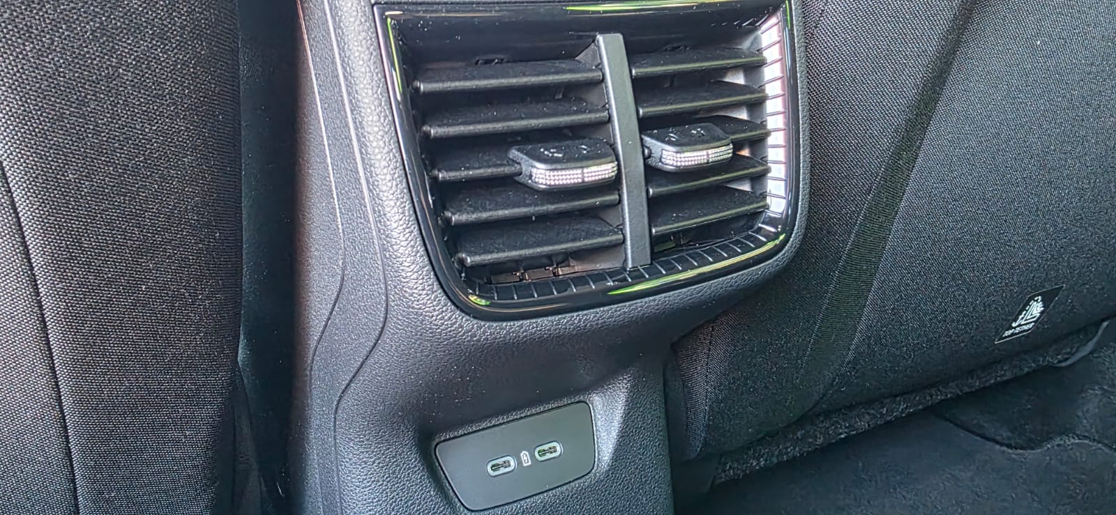 SKODA Fabia 1.5 TSI 130 DSG-image-11