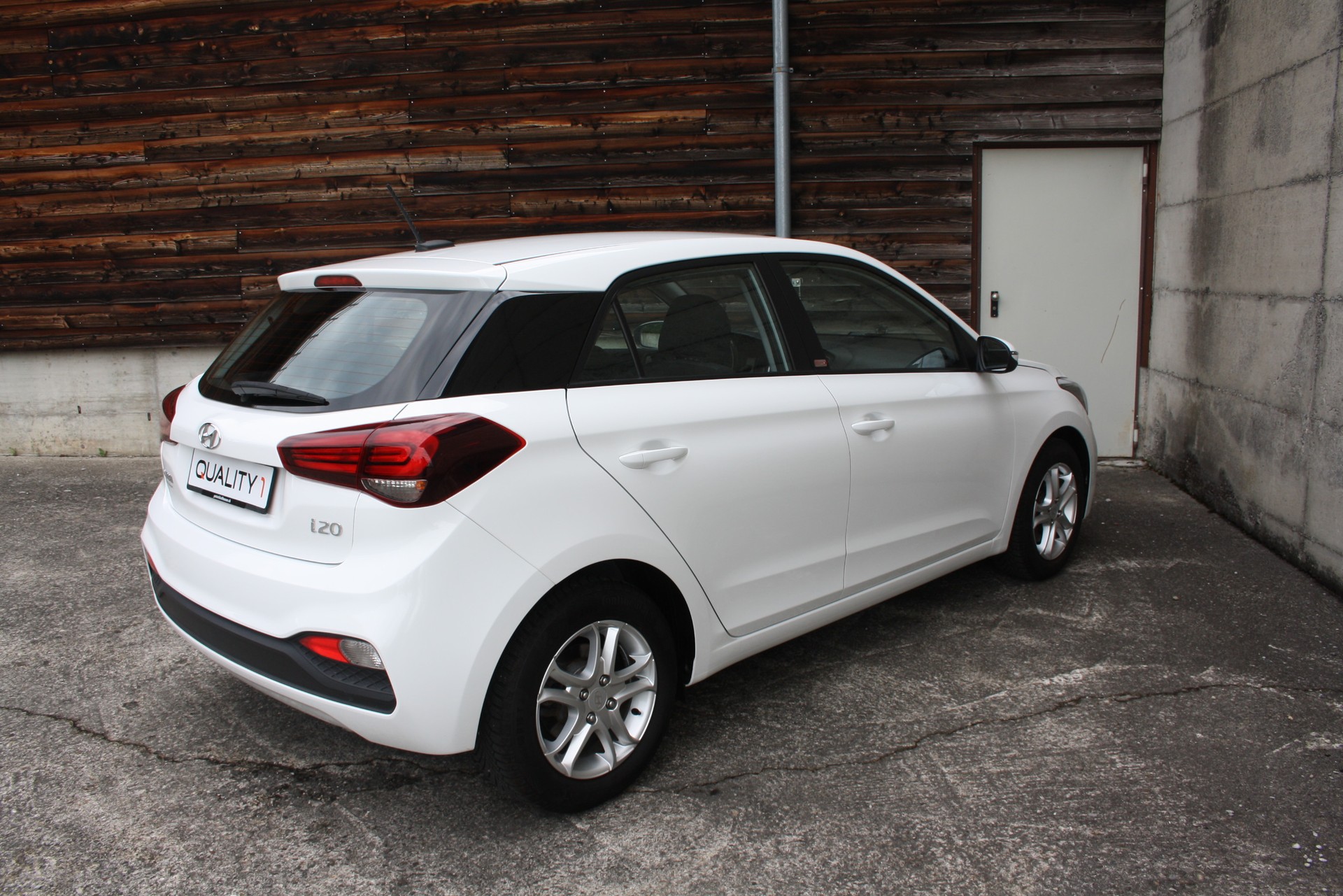 HYUNDAI i20 1.0 T-GDi Origo-image-6