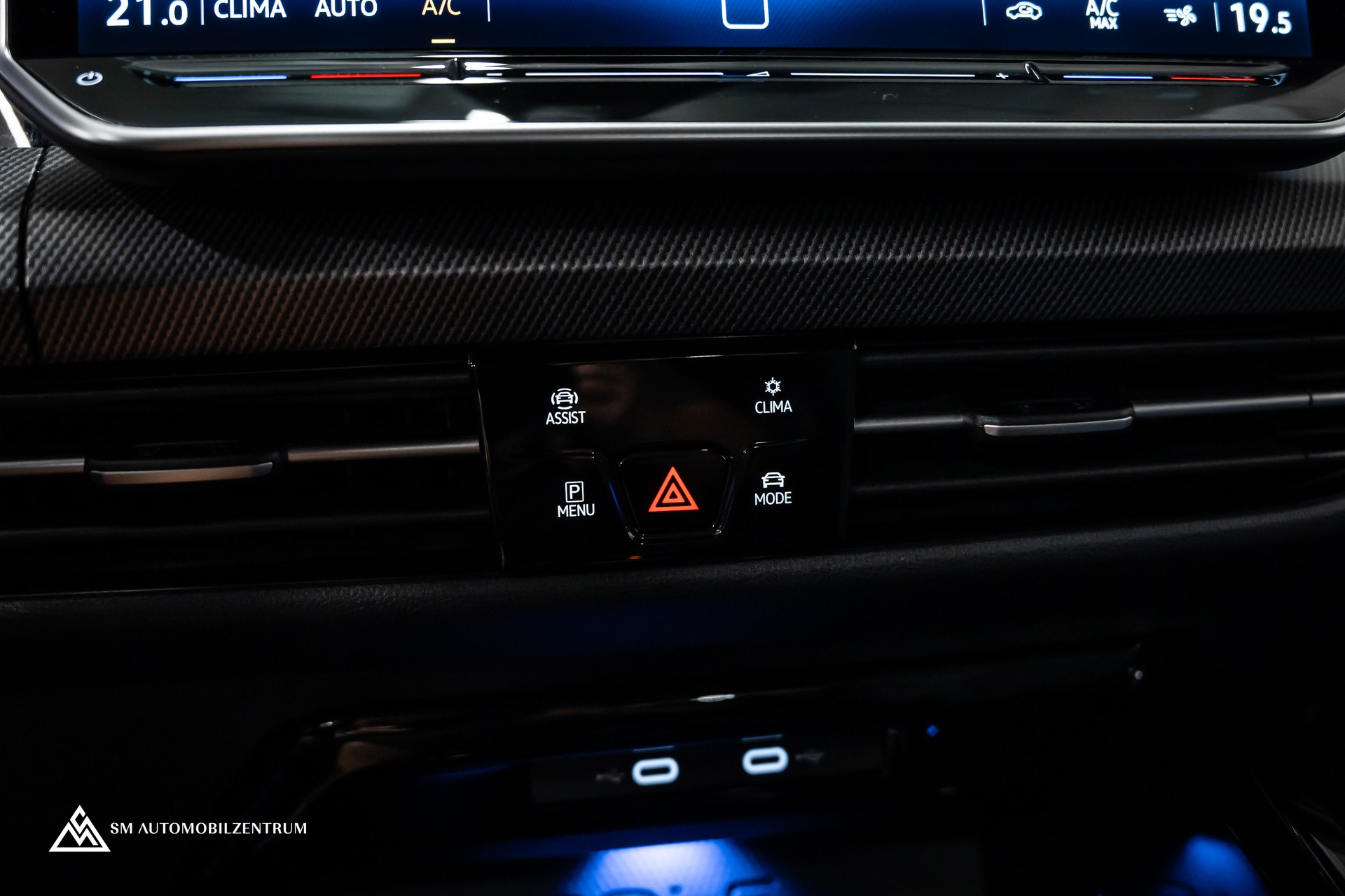 VW Golf VIII 2.0 TSI R DSG 4motion R-Performance / Facelift / Harman&Kardon / 19'' Estoril Räder / Rückfahrkamera-image-29