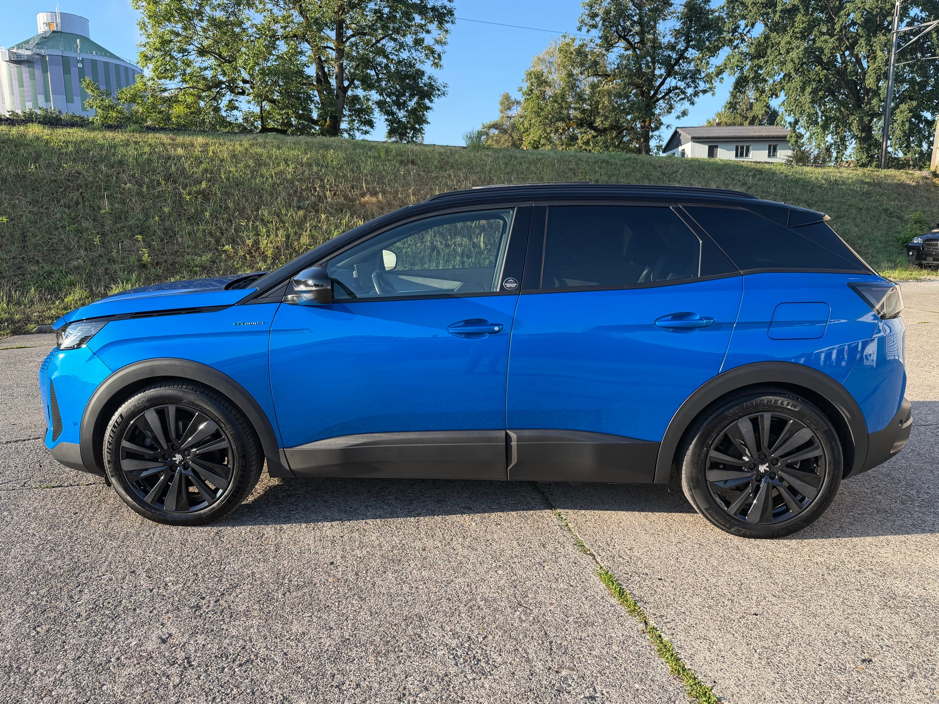 PEUGEOT 3008 300e Hybrid4 GT Pack EAT8-showroom-element-1