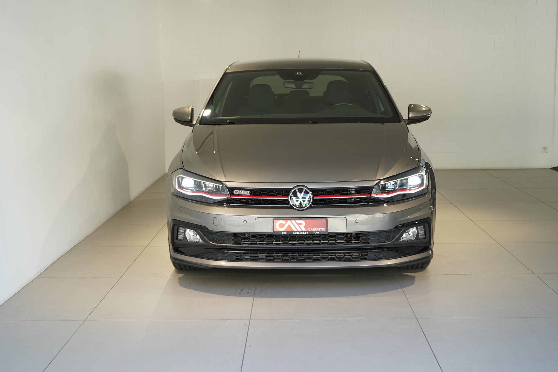 VW Polo 2.0 TSI GTI DSG-showroom-element-1