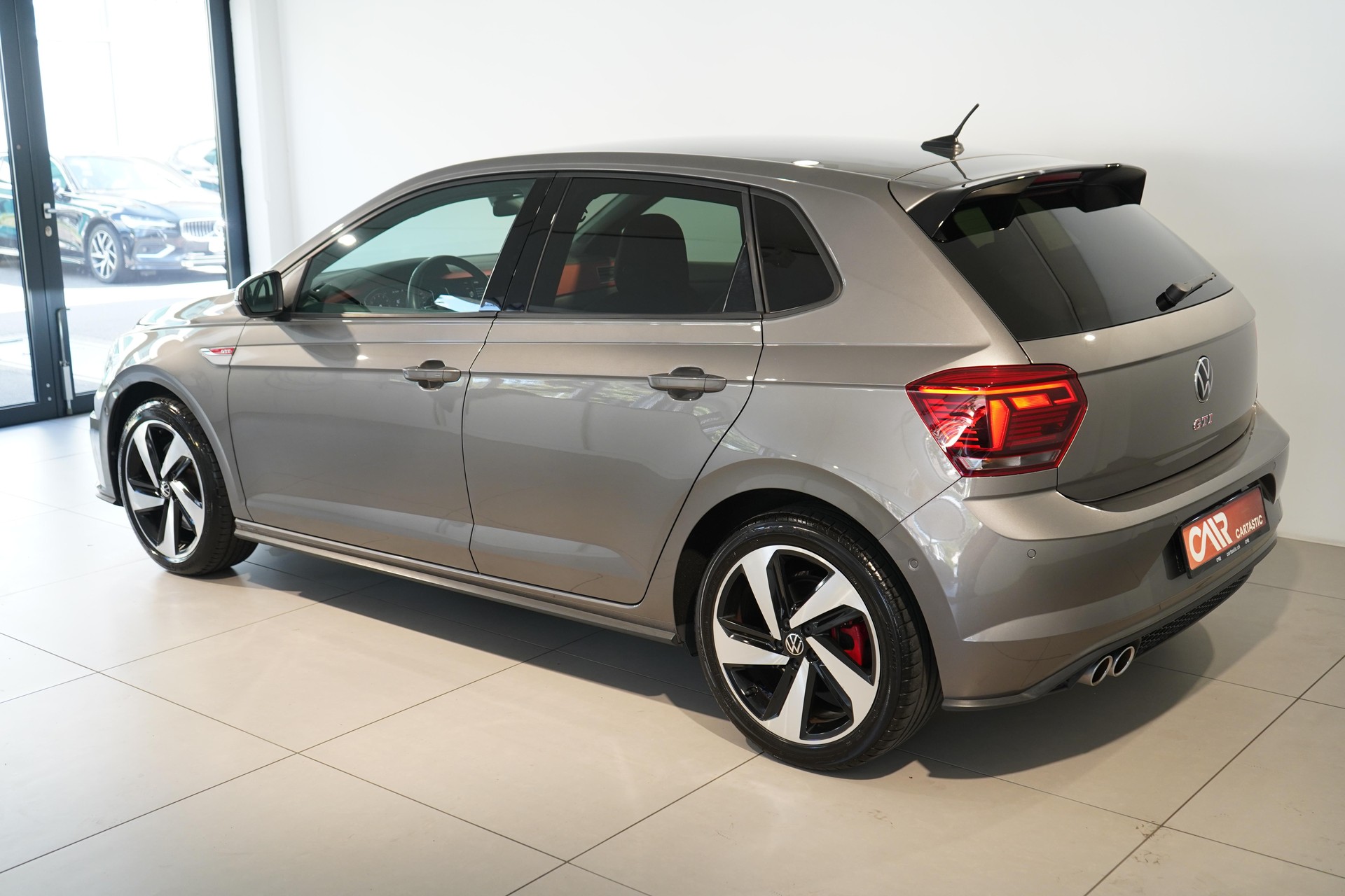 VW Polo 2.0 TSI GTI DSG-showroom-element-2