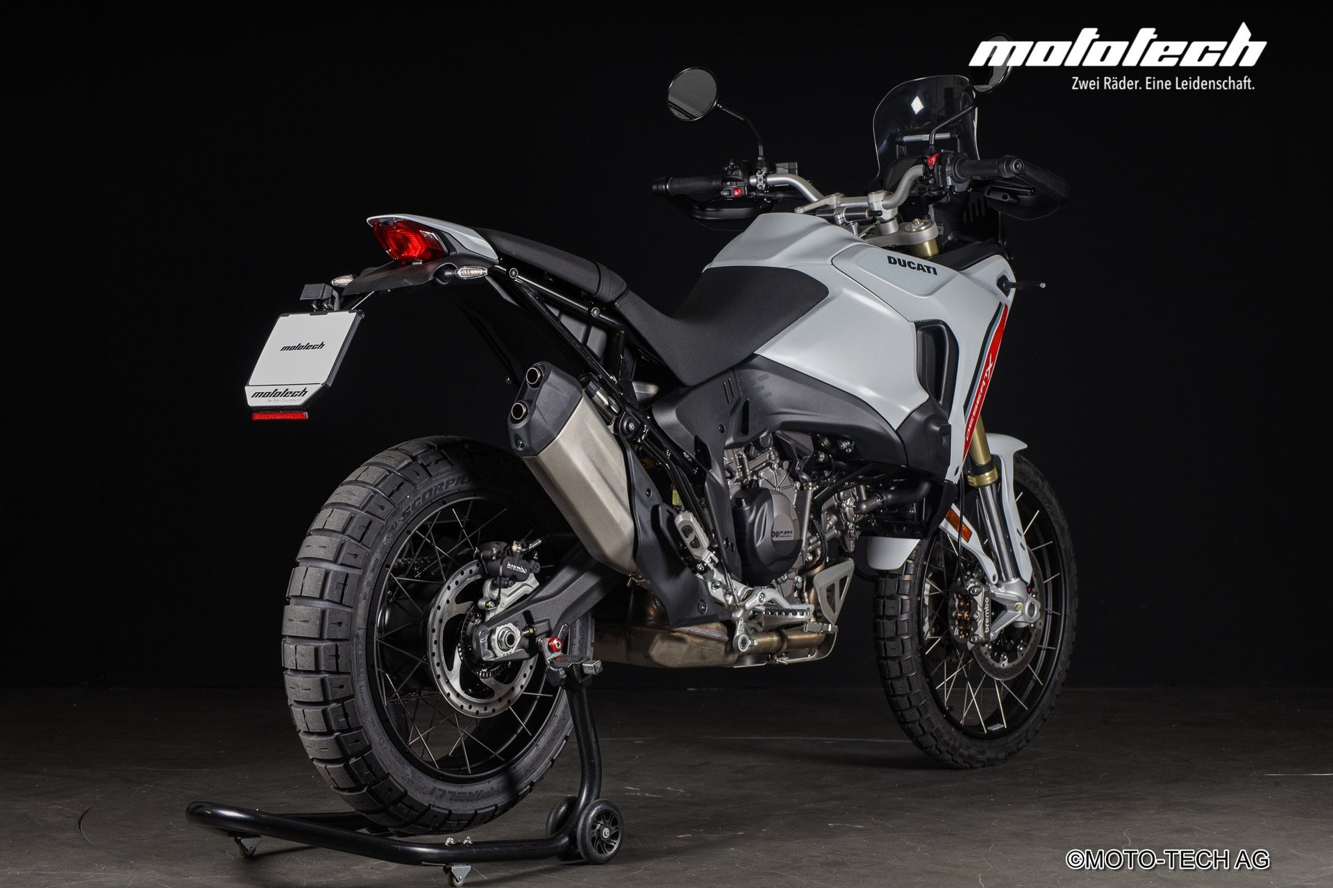 DUCATI Desert X V2 (35/81kW)-image-2