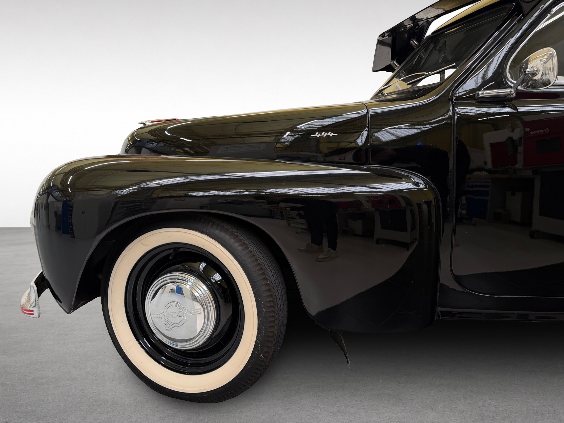 VOLVO PV 444-showroom-element-3
