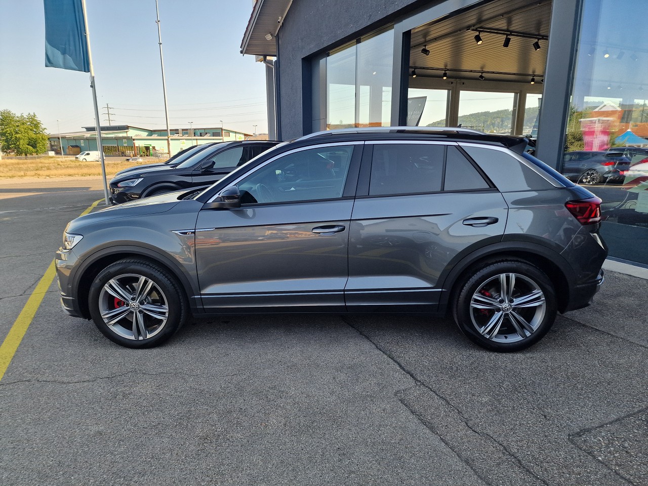 VW T-Roc 1.5 TSI EVO Sport DSG 4Motion-showroom-element-2