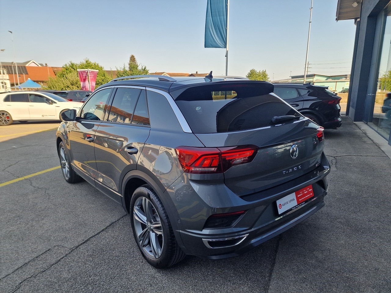VW T-Roc 1.5 TSI EVO Sport DSG 4Motion-showroom-element-3