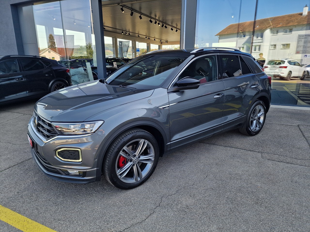 VW T-Roc 1.5 TSI EVO Sport DSG 4Motion-showroom-element-1