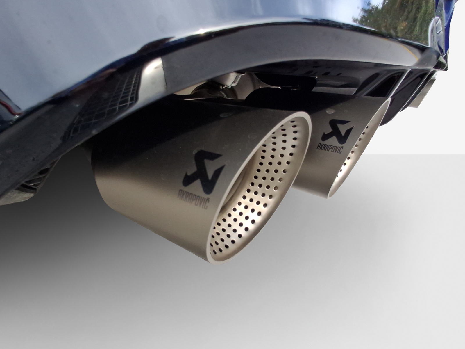 VW Golf 2.0 TSI R DSG 4 Motion-image-13