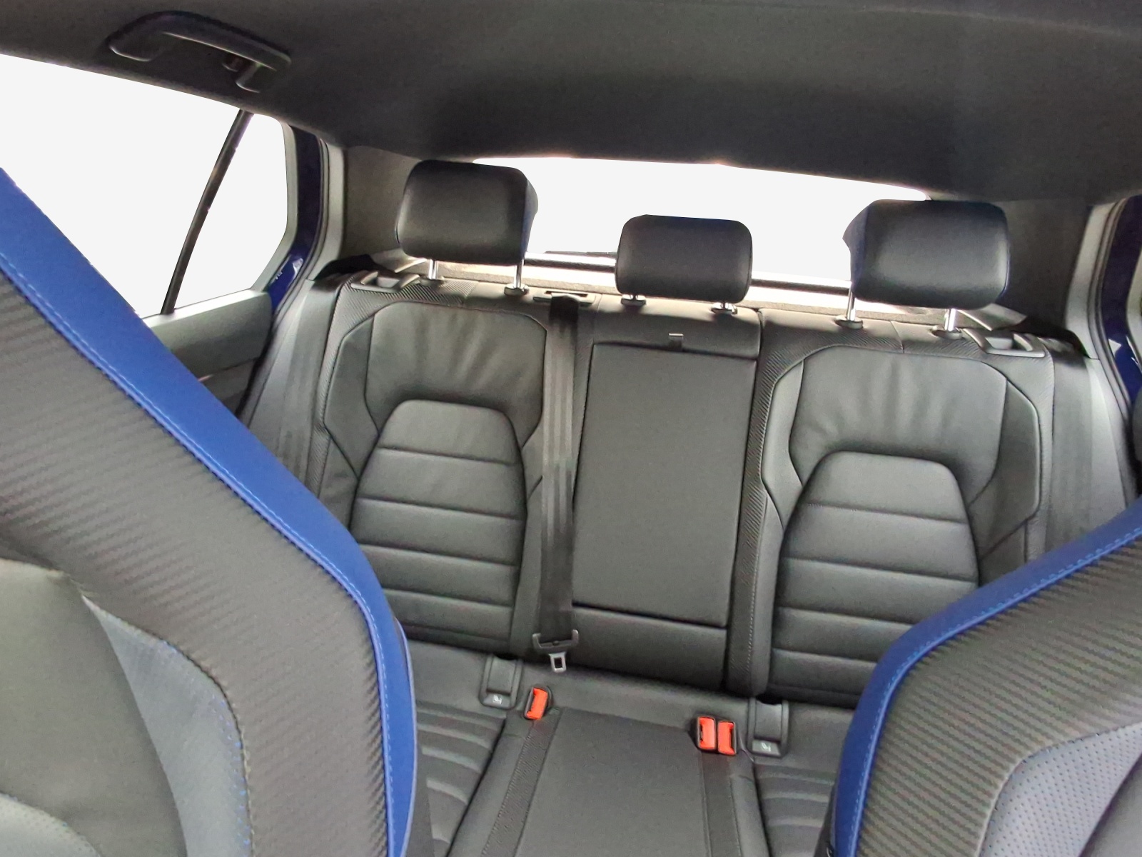 VW Golf 2.0 TSI R DSG 4 Motion-image-11