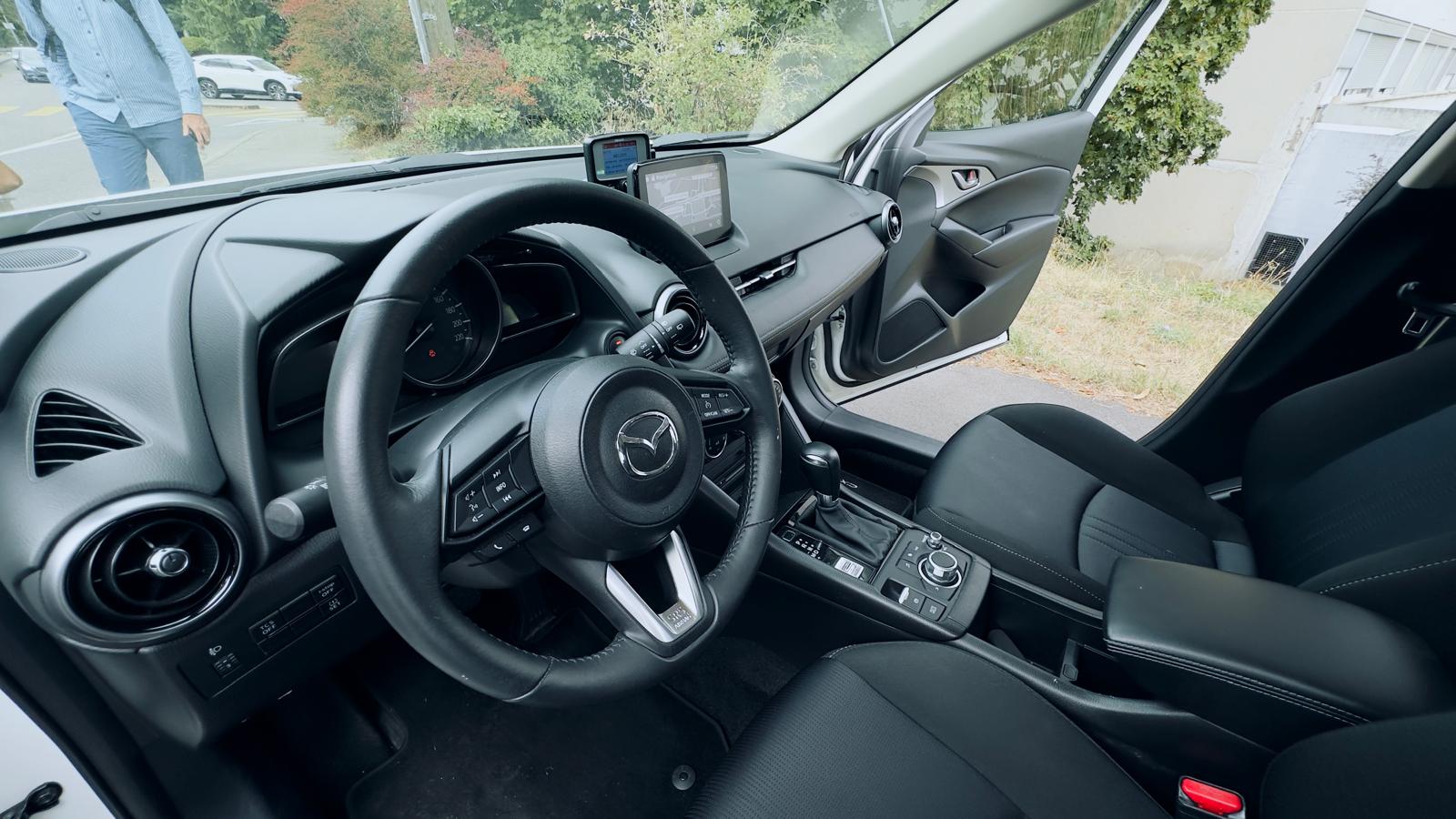 MAZDA CX-3 SKYACTIV-G 121 Ambition Plus FWD Automat-image-6
