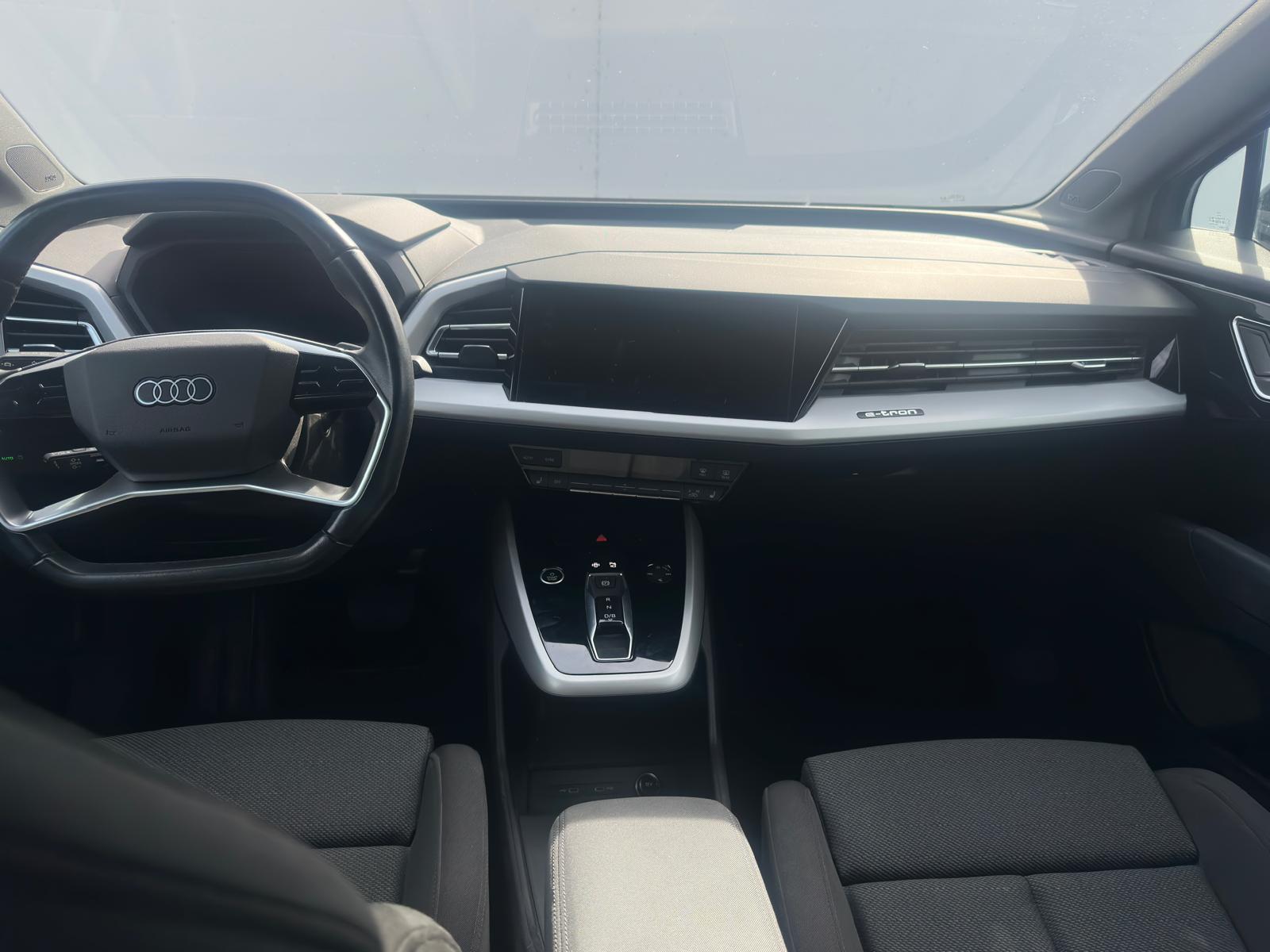 AUDI Q4 e-tron 50 quattro-image-6