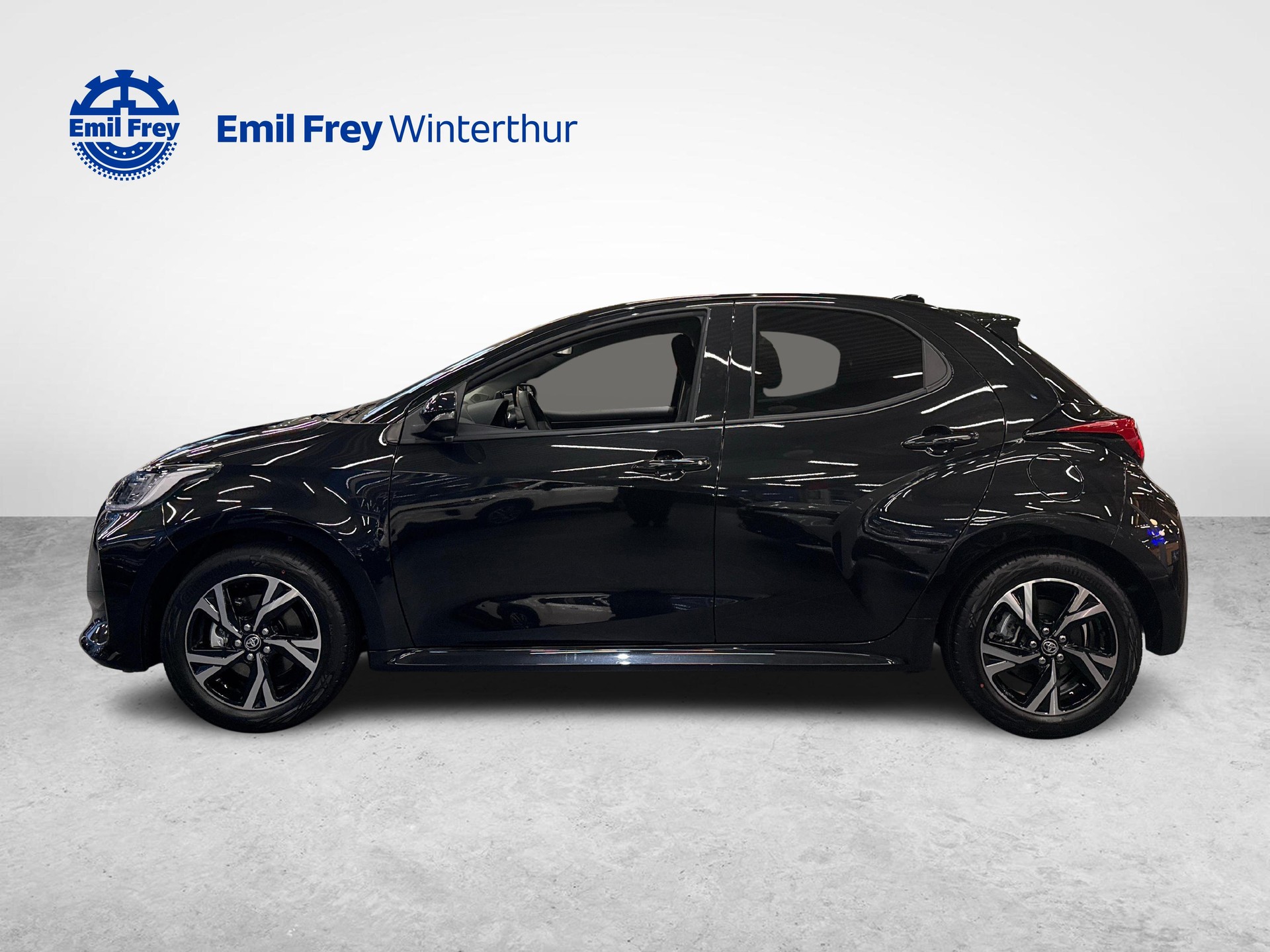 TOYOTA Yaris 1.5 VVT-i HSD Trend-showroom-element-1