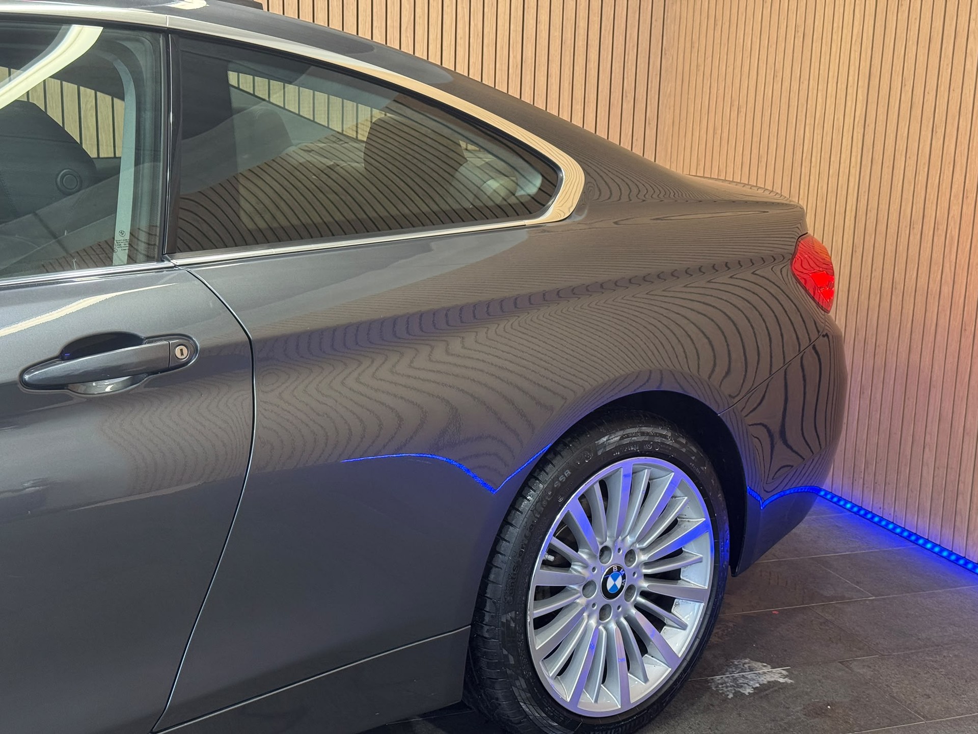 BMW 428i Coupé xDrive Luxury Line Steptronic-showroom-element-2
