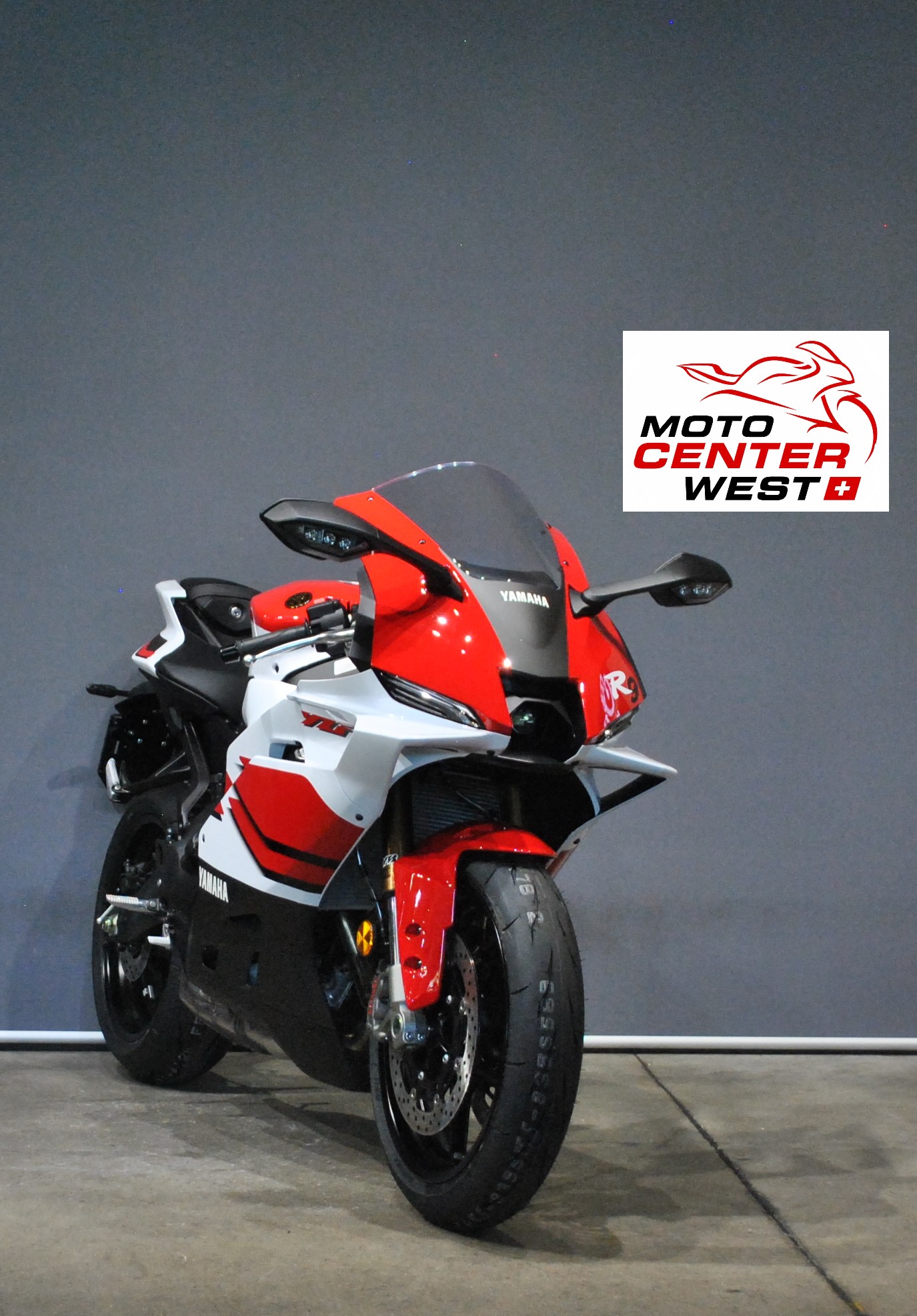 YAMAHA YZF-R9-image-0