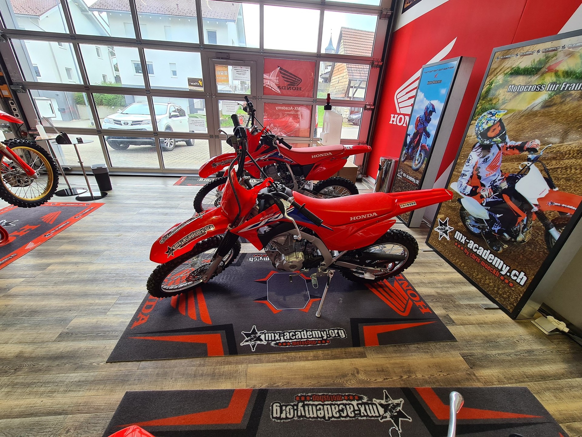 HONDA CRF 125-image-1