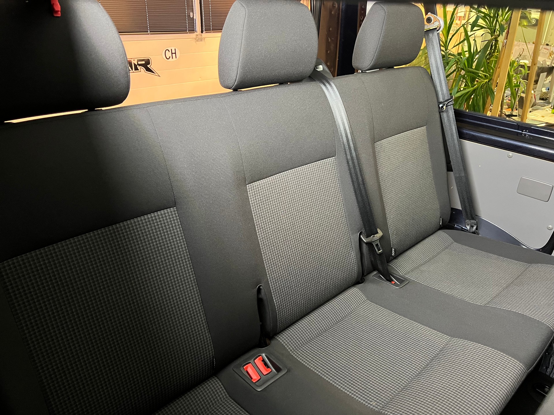 VW VW BUS 9 PLÄTZER AUTOMAT DSG T6.1 2.0 TDI . CH WAGEN. GEPFLEGT. LEASING AB 499.--image-16