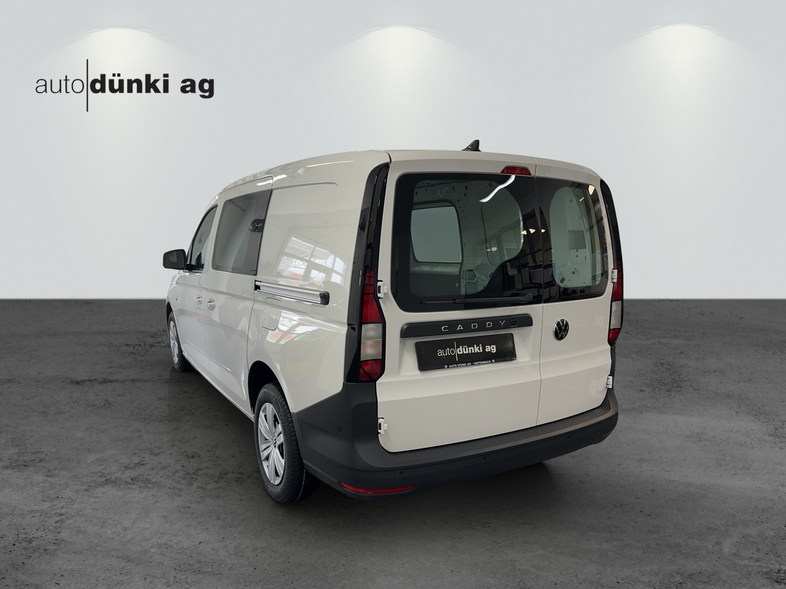 VW Caddy Cargo 2.0TDI Maxi DSG-showroom-element-1