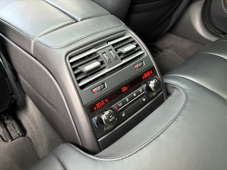 BMW 650-image-12