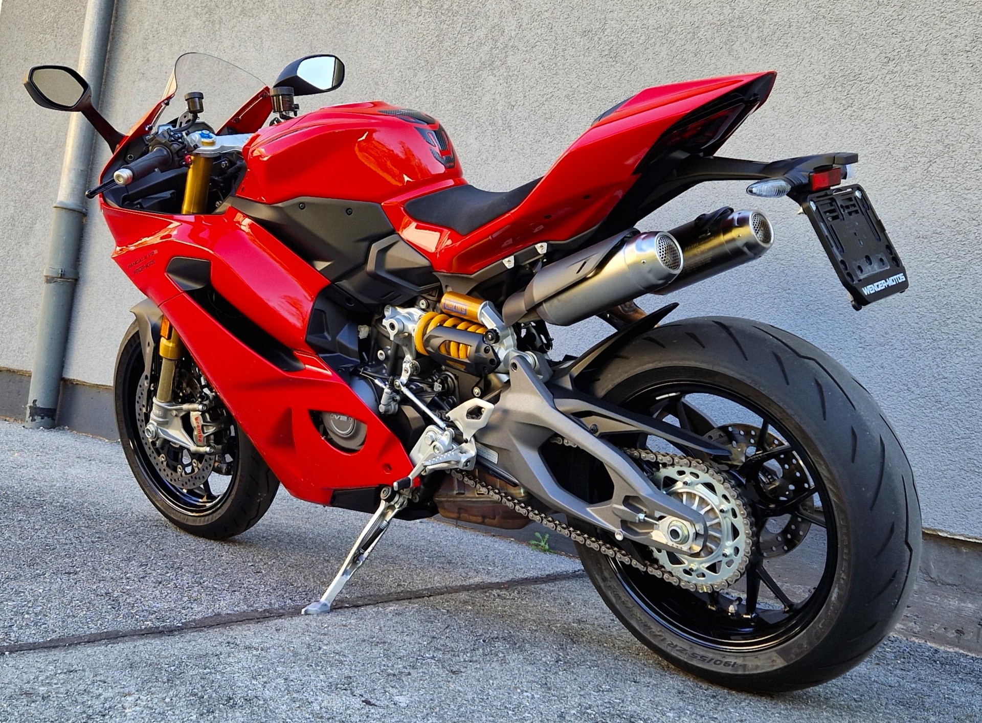 DUCATI Panigale V2s-image-4