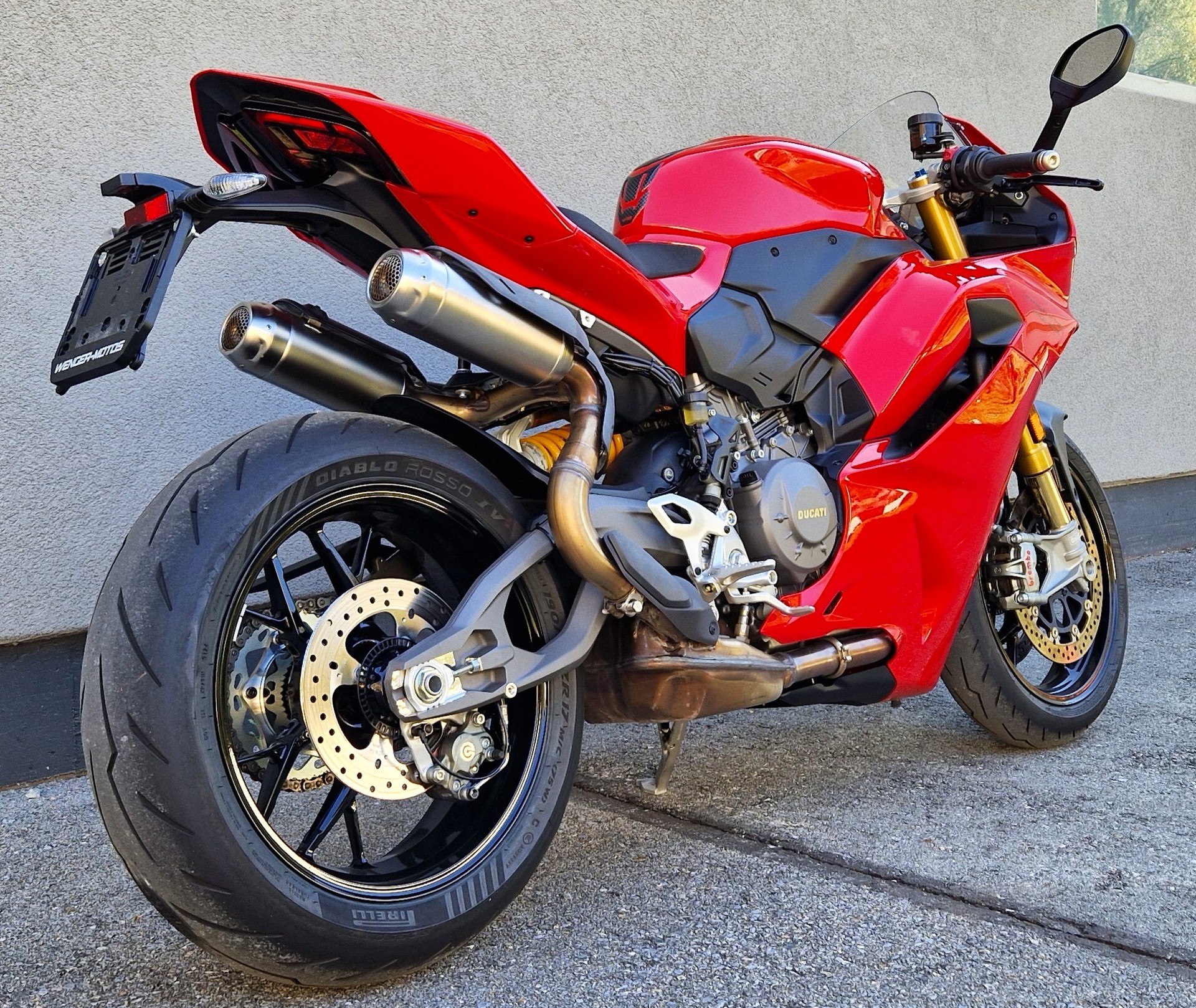 DUCATI Panigale V2s-image-5
