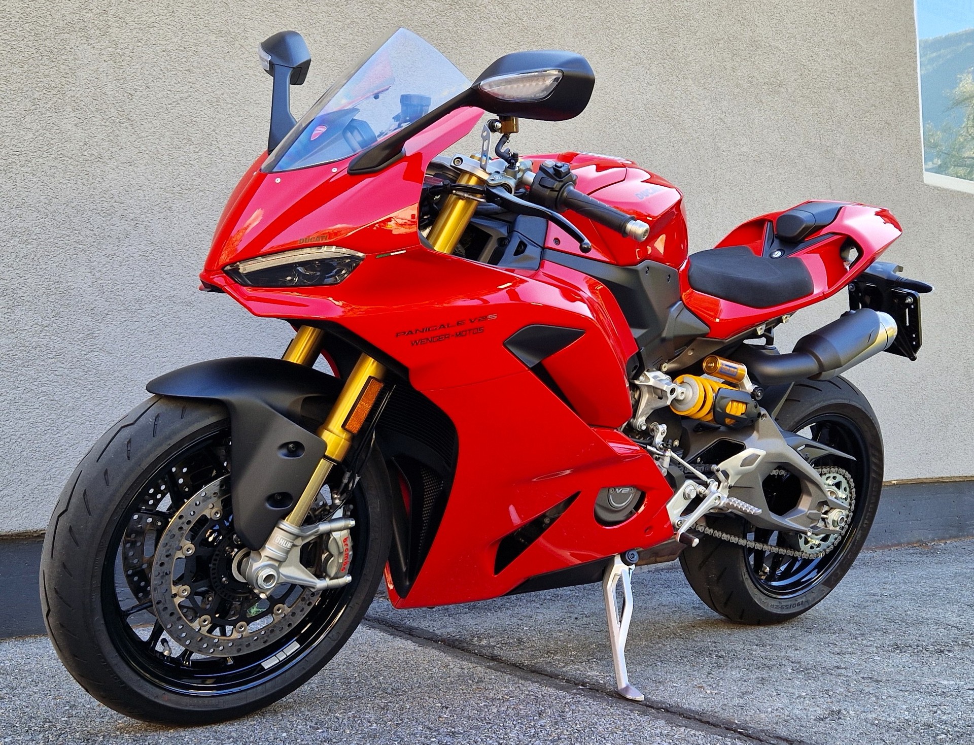 DUCATI Panigale V2s-image-2