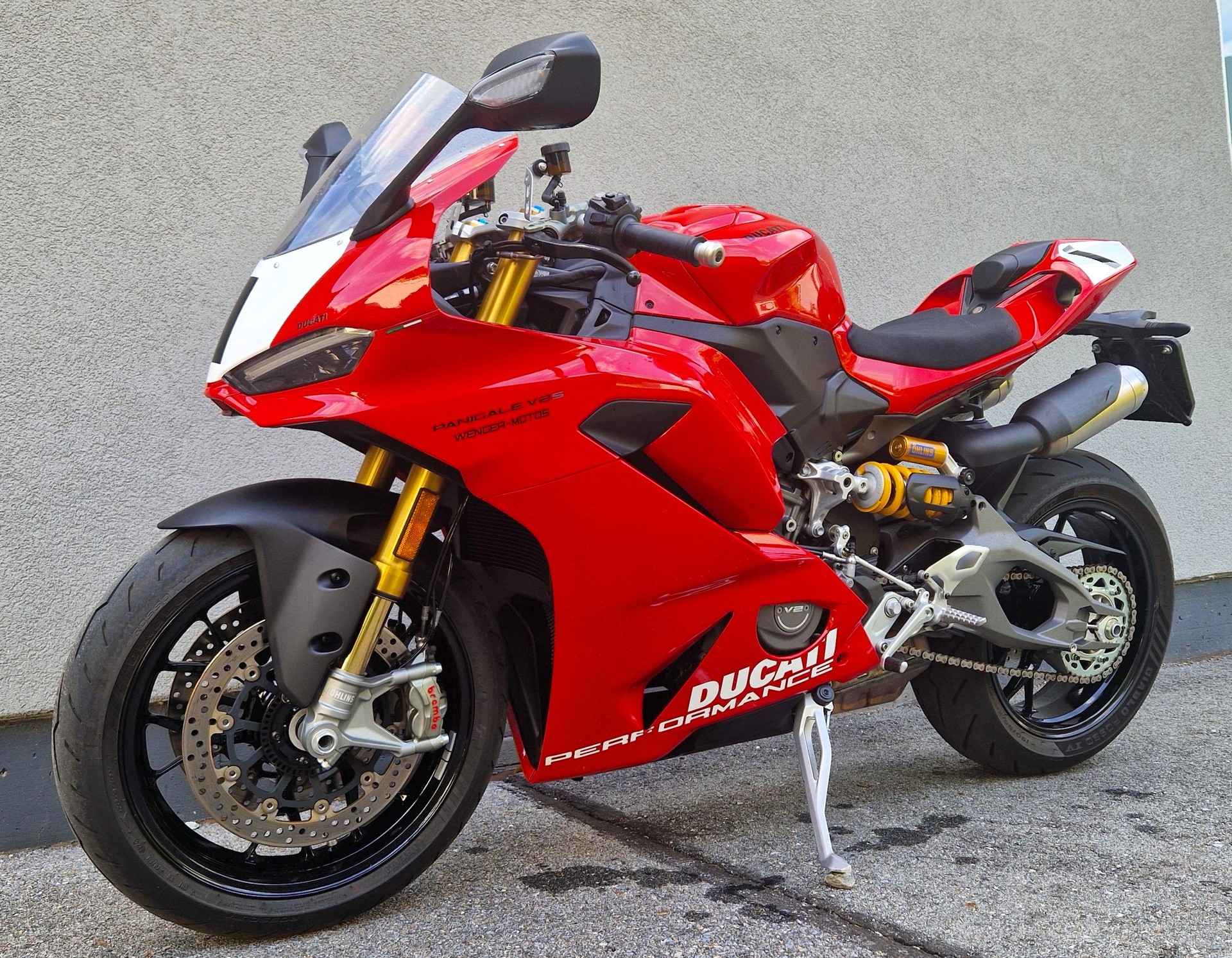 DUCATI Panigale V2s-image-2