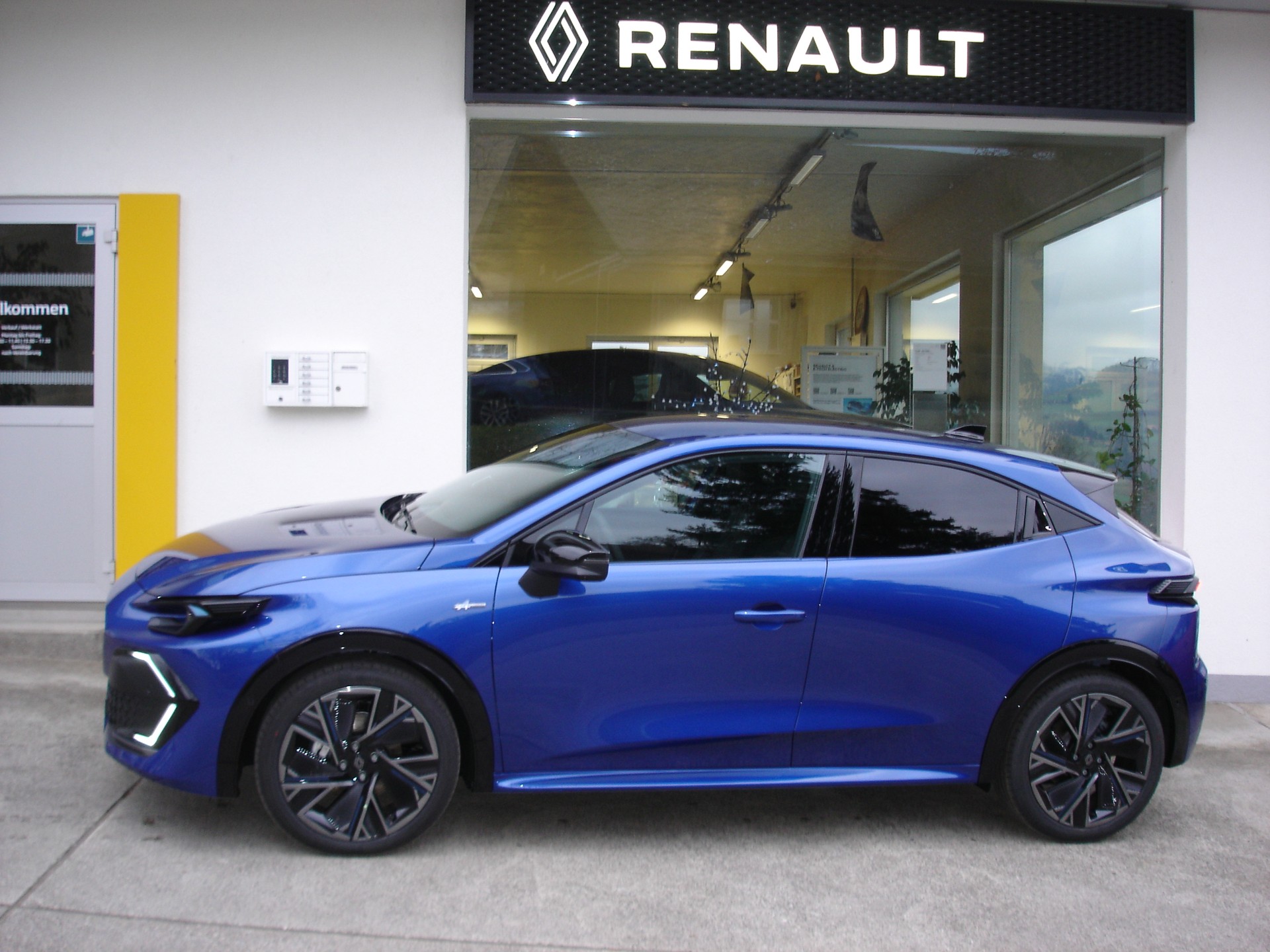 RENAULT Clio 1.8 E-Tech Esprit Alpine