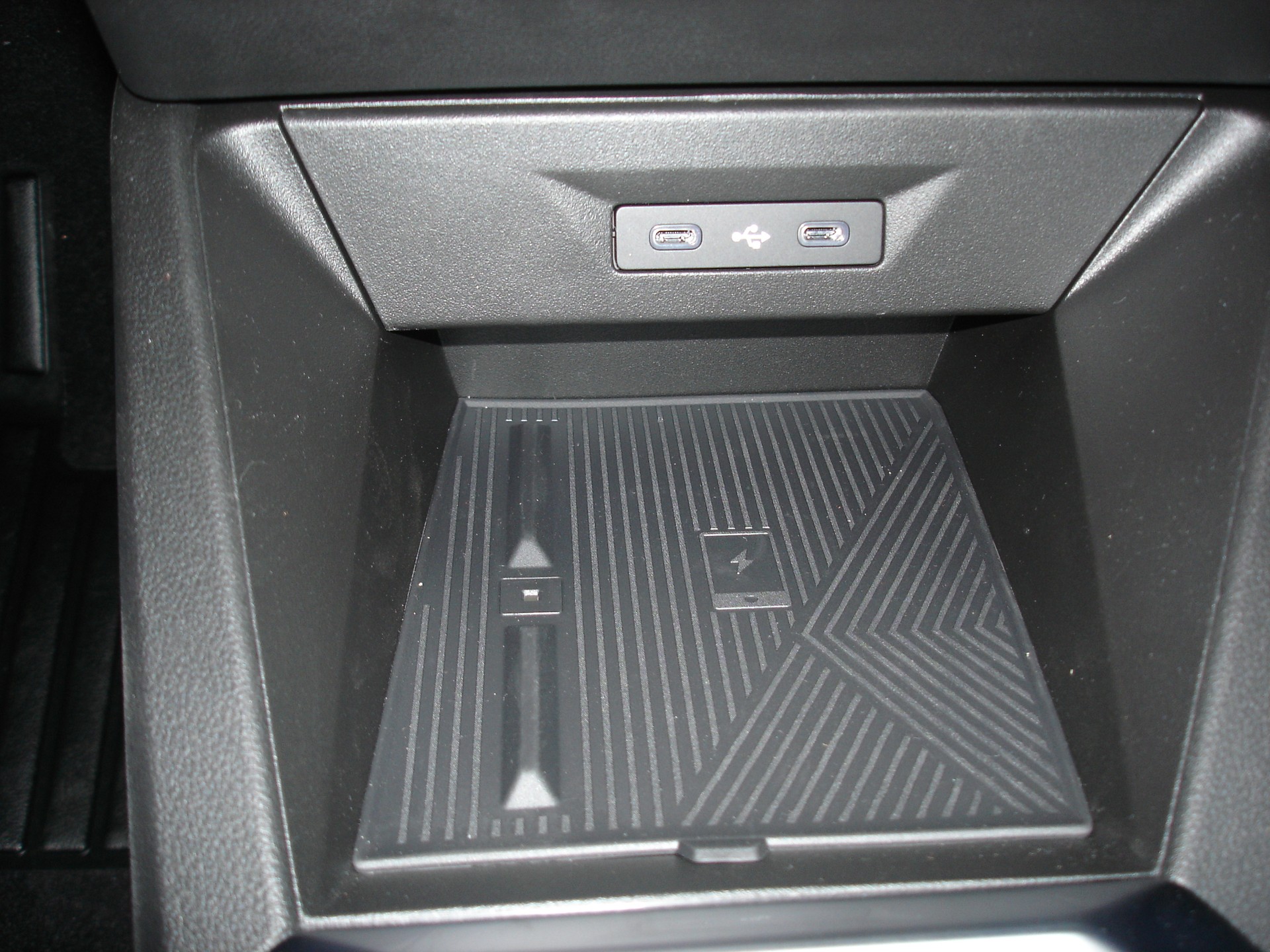 RENAULT Clio 1.8 E-Tech Esprit Alpine-image-13